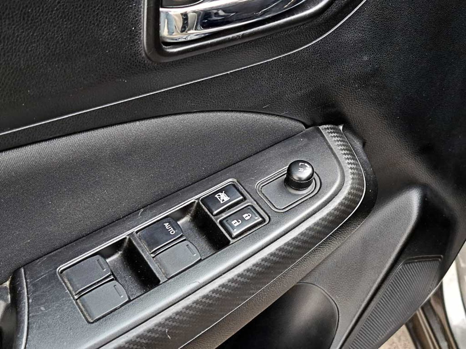 SUZUKI SWIFT (IN) 1.2 SPORT GL MT 2024 - Imagen 11 de 20
