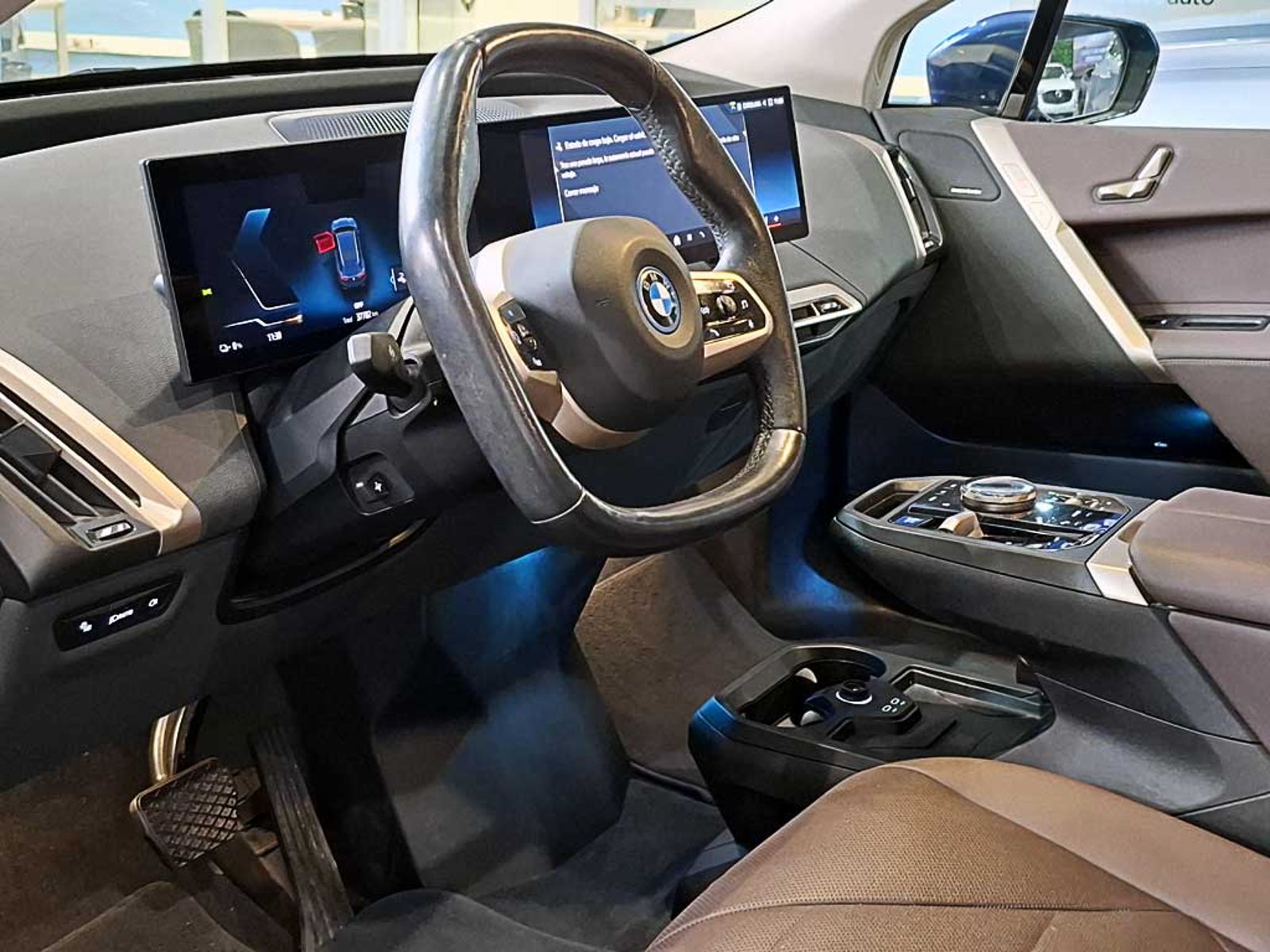 BMW IX 0.0 XDRIVE40 SUITE AT 4X4 ELECTRICO 2023 - Imagen 11 de 20