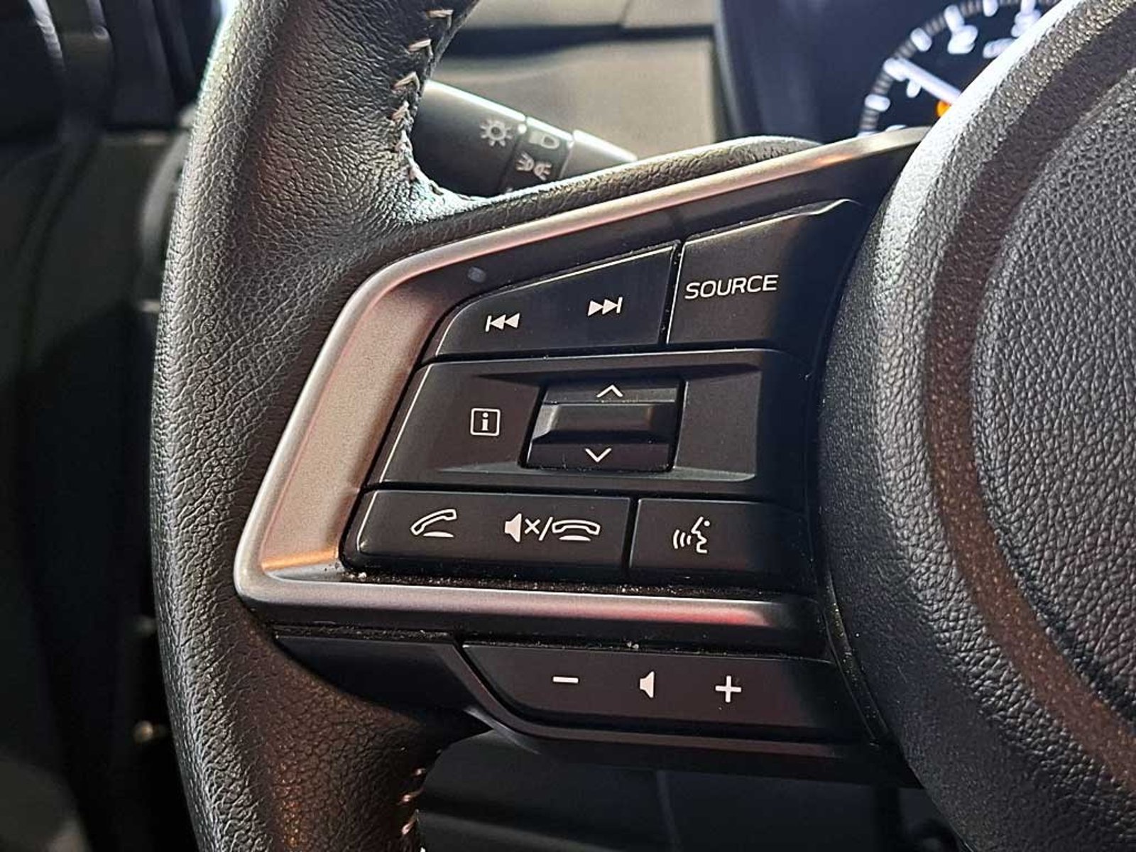 SUBARU CROSSTREK (IN) 2.0 DYNAMIC EYESIGH AT 4X4 2024 - Imagen 16 de 20
