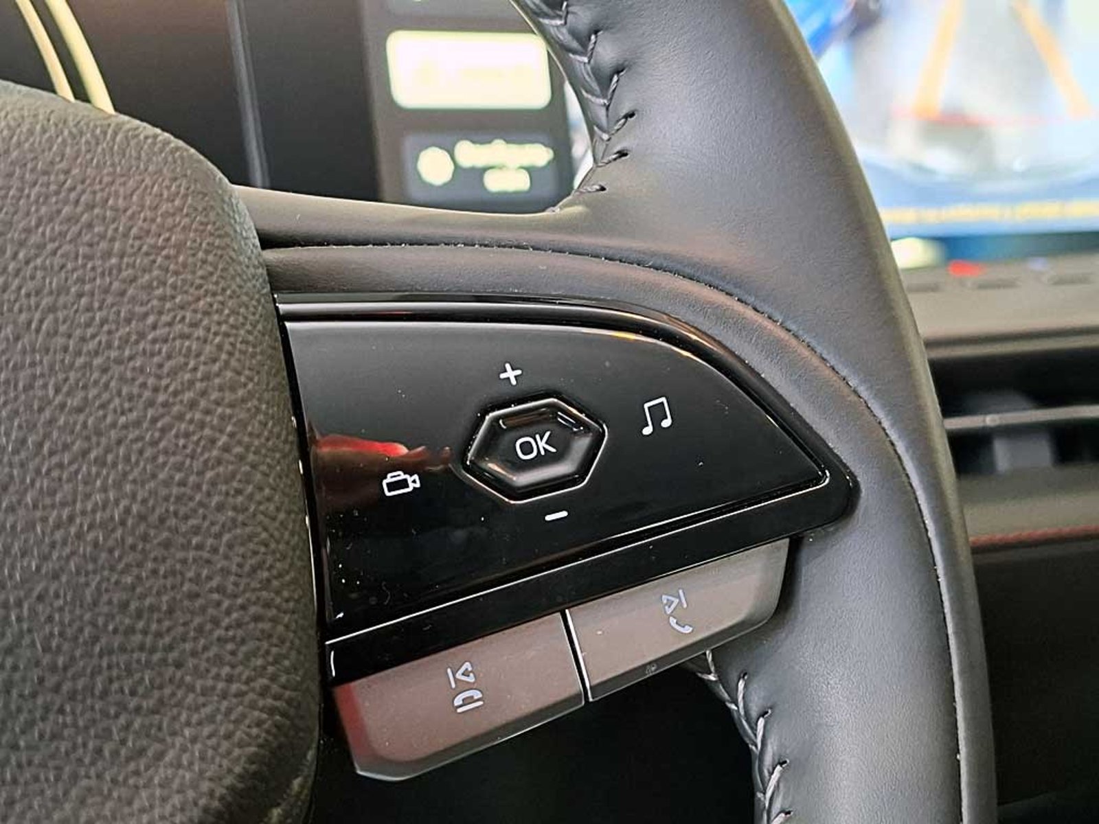 CHANGAN HUNTER (IN) 2.0 REEV ELITE AT 4X4 2026 - Imagen 19 de 20