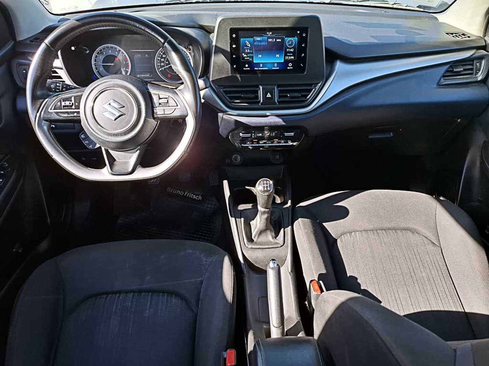 SUZUKI BALENO (IN) 1.5 GLS MT 2024 - Imagen 12 de 20