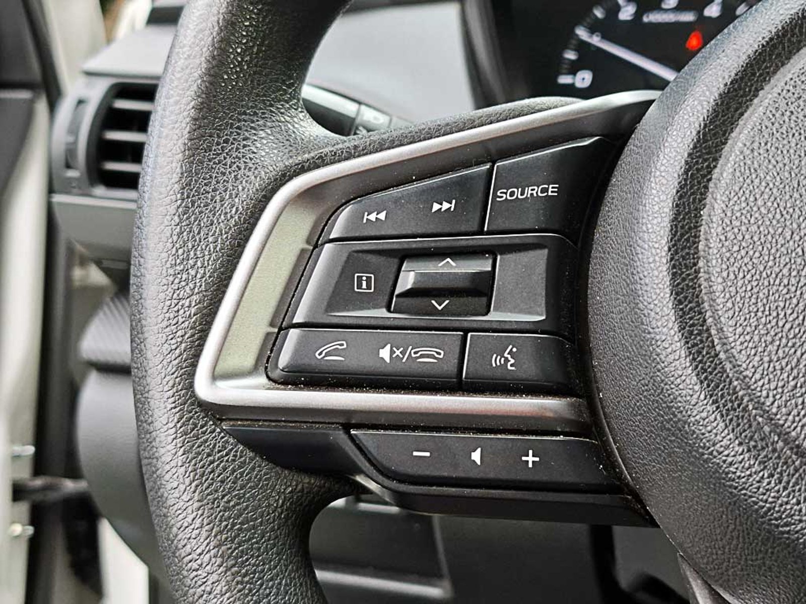 Subaru CROSSTREK 2.0i AWD CVT 2024 - Imagen 18 de 20