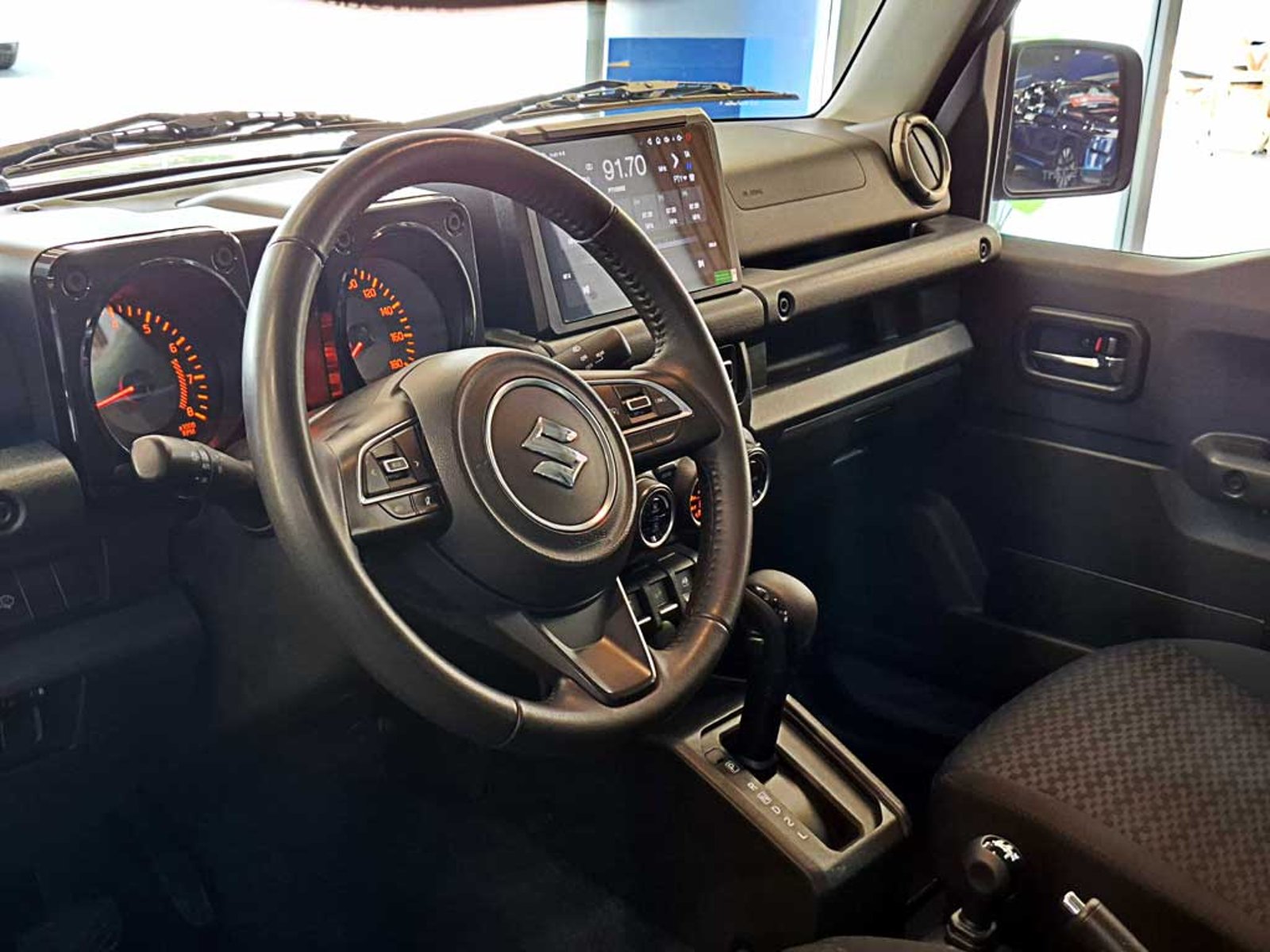Suzuki JIMNY 1.5 GLX AT 4X4 2024 - Imagen 14 de 20