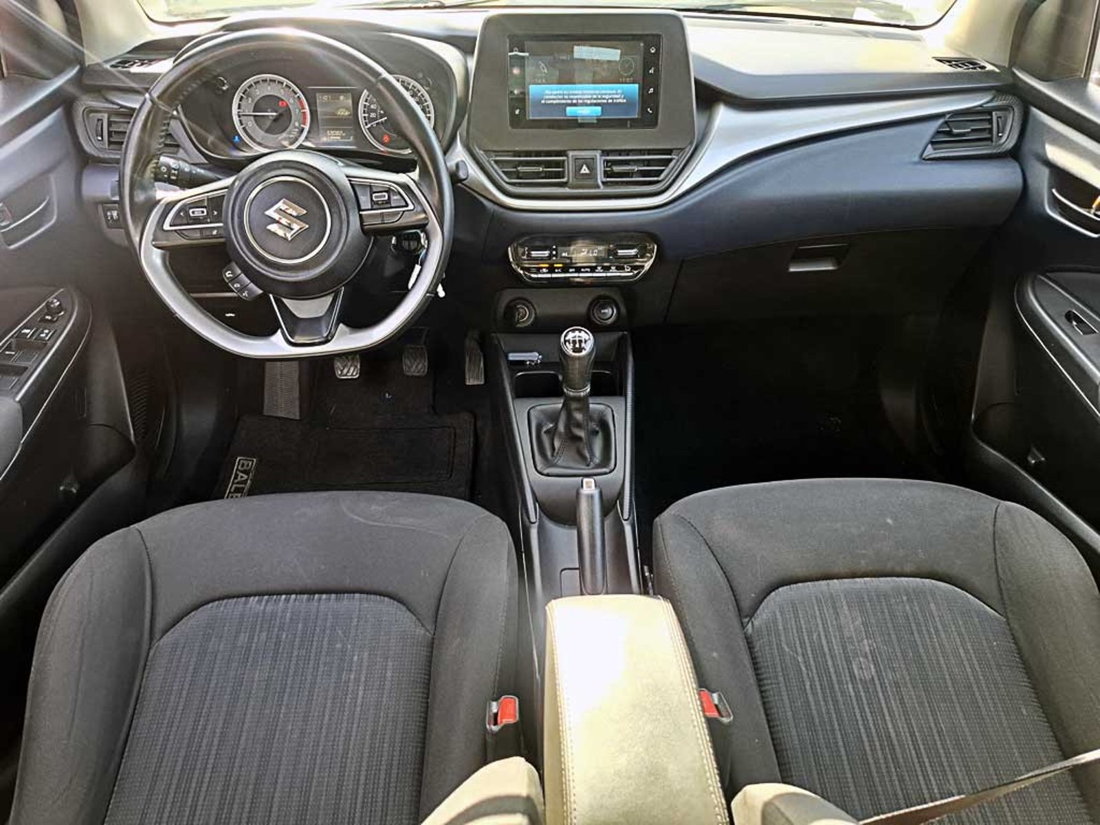 SUZUKI BALENO (IN) 1.5 GLS MT 2024 - Imagen 14 de 20