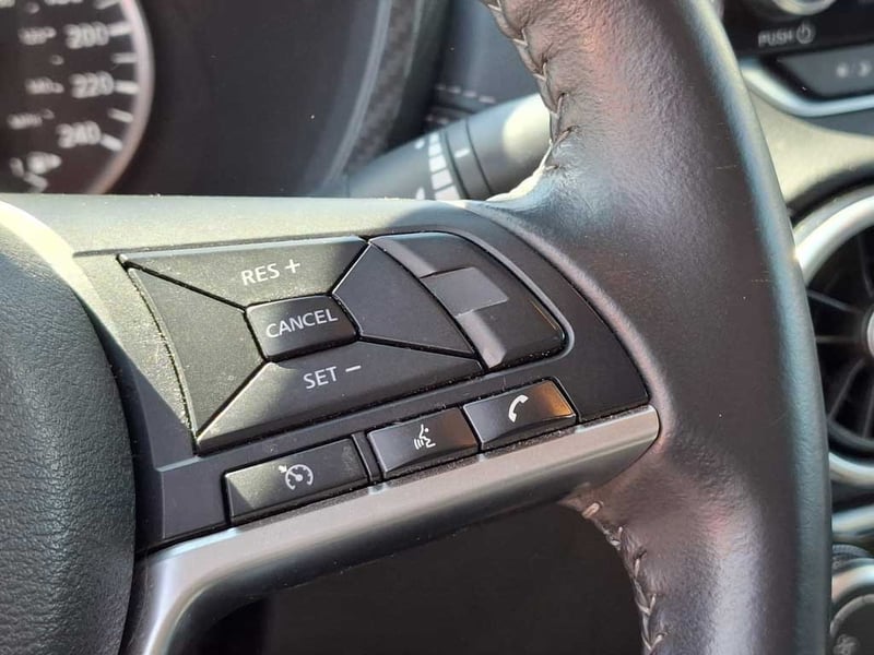 Nissan SENTRA 2.0 ADVANCE MT 2022 - Imagen 17 de 20