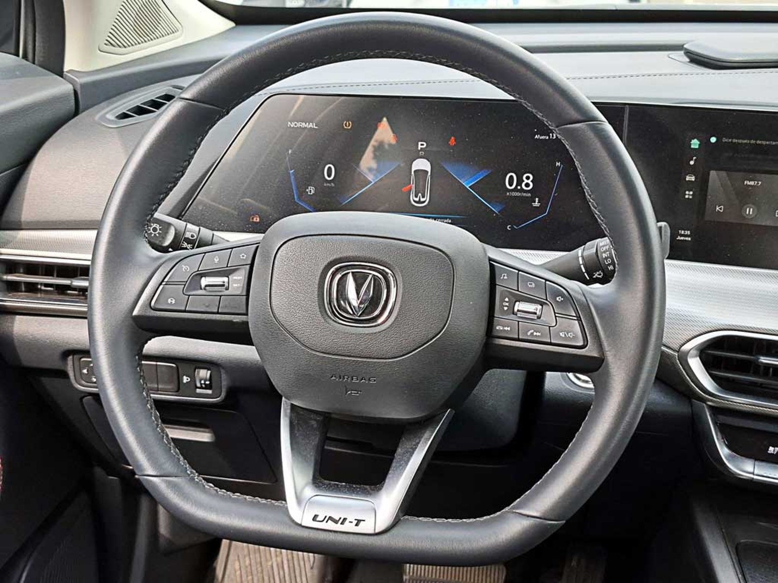 Changan UNI-T 1.5 LUXURY AT 2024 - Imagen 7 de 17