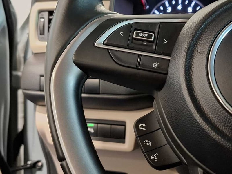 Suzuki DZIRE DZIRE HYBRID 1.2 CVT GLX 2026 - Imagen 17 de 20