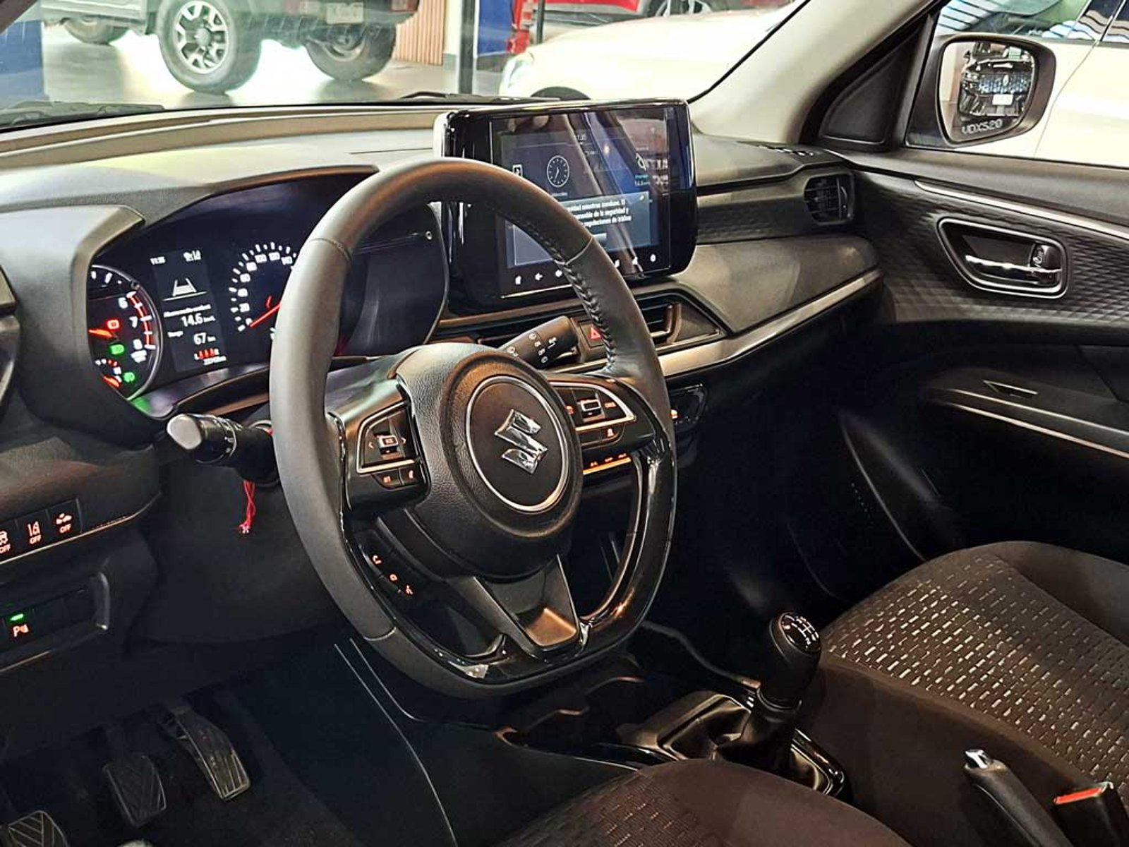 Suzuki SWIFT 1.2 GLX MT HIBRIDO 2025 - Imagen 12 de 20