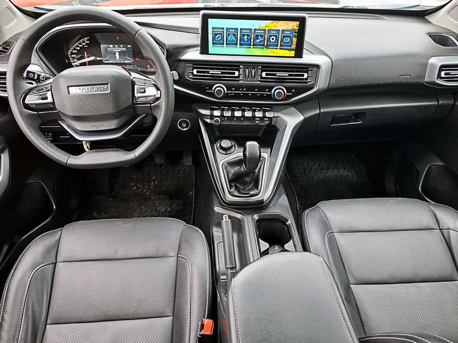 CHANGAN HUNTER 1.9T MT 4X4 ELITE SPORT 2023 - Imagen 12 de 20