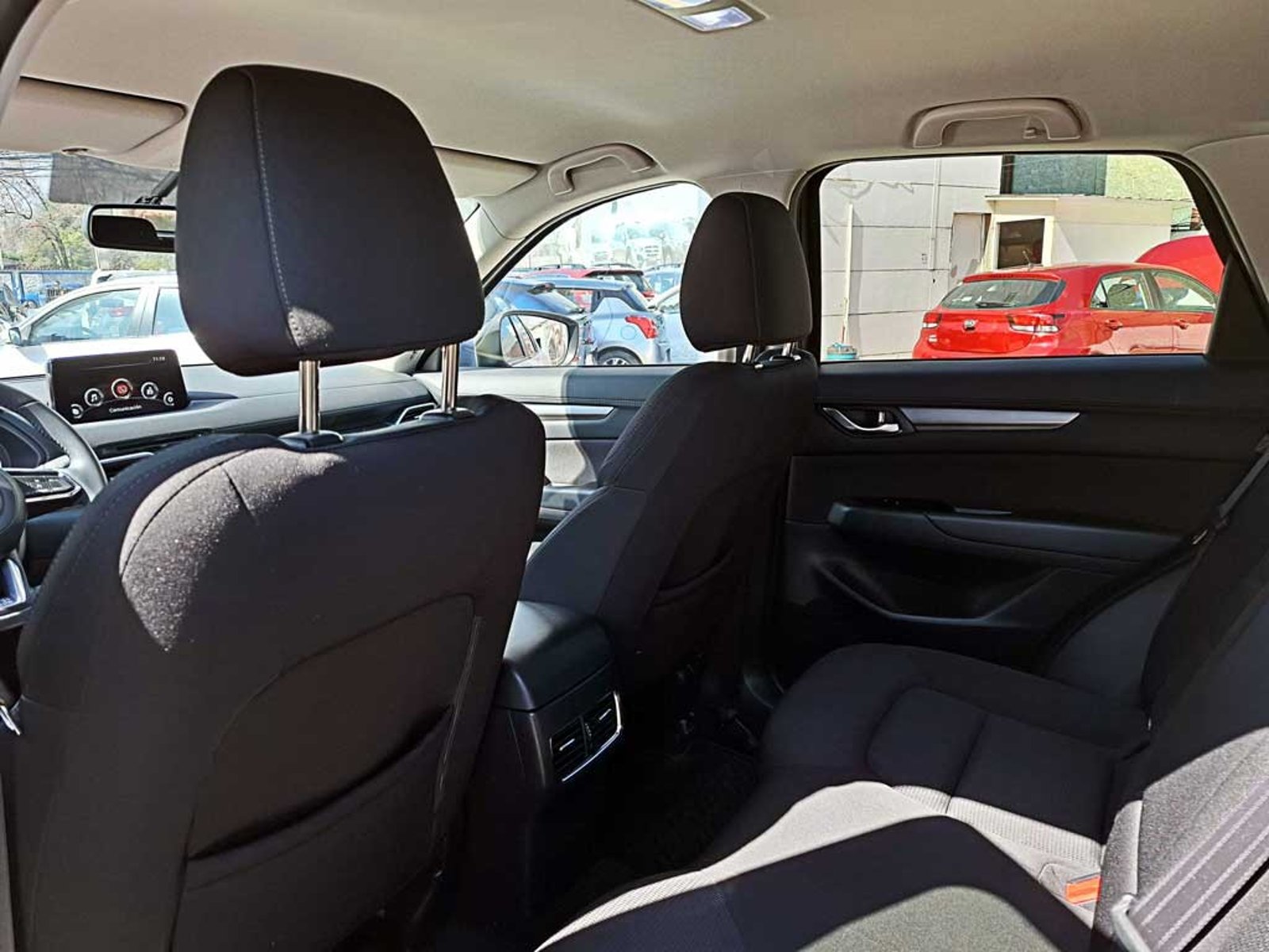 Mazda CX-5 2.0 CORE AT 2023 - Imagen 17 de 20