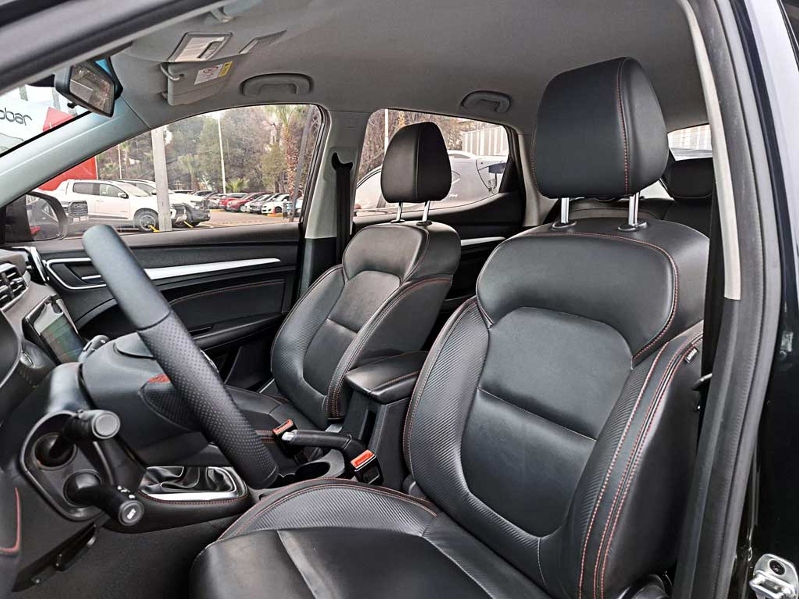MG ZX 1.5 DLX MT 2021 - Imagen 12 de 20