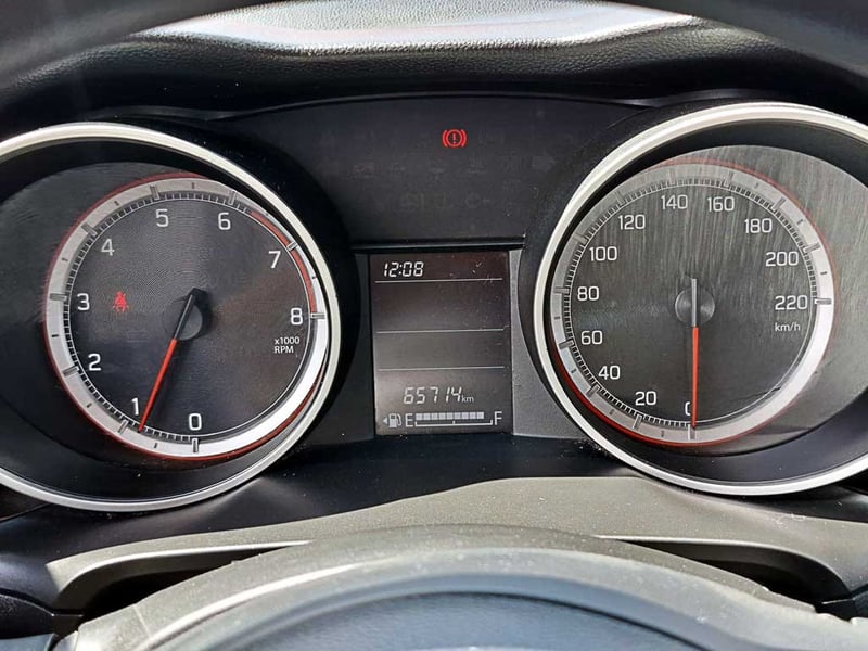 Suzuki SWIFT 1.2 GL MT 2024 - Imagen 17 de 20