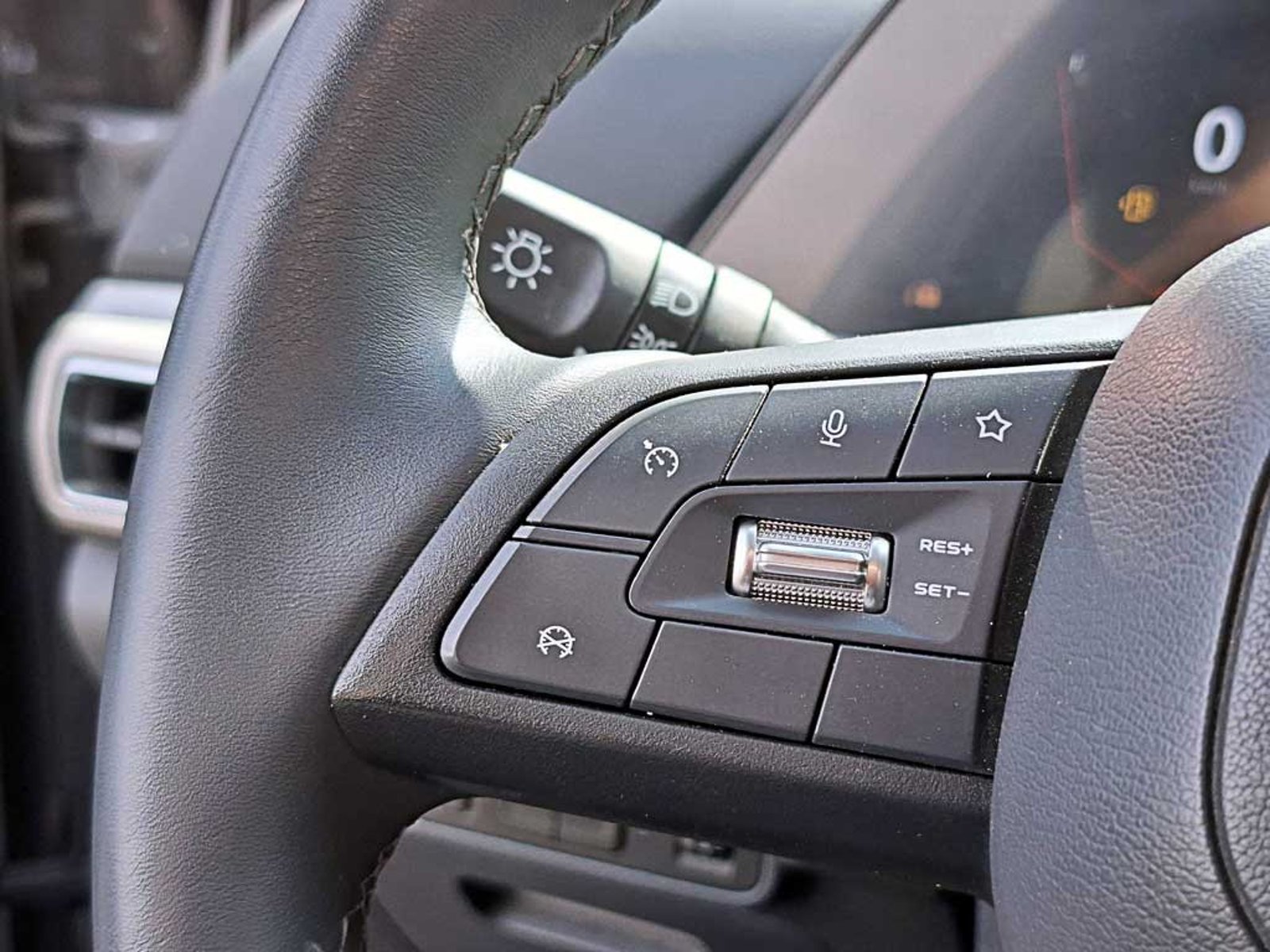 Changan UNI-T 1.5 ELITE AT 2024 - Imagen 14 de 18