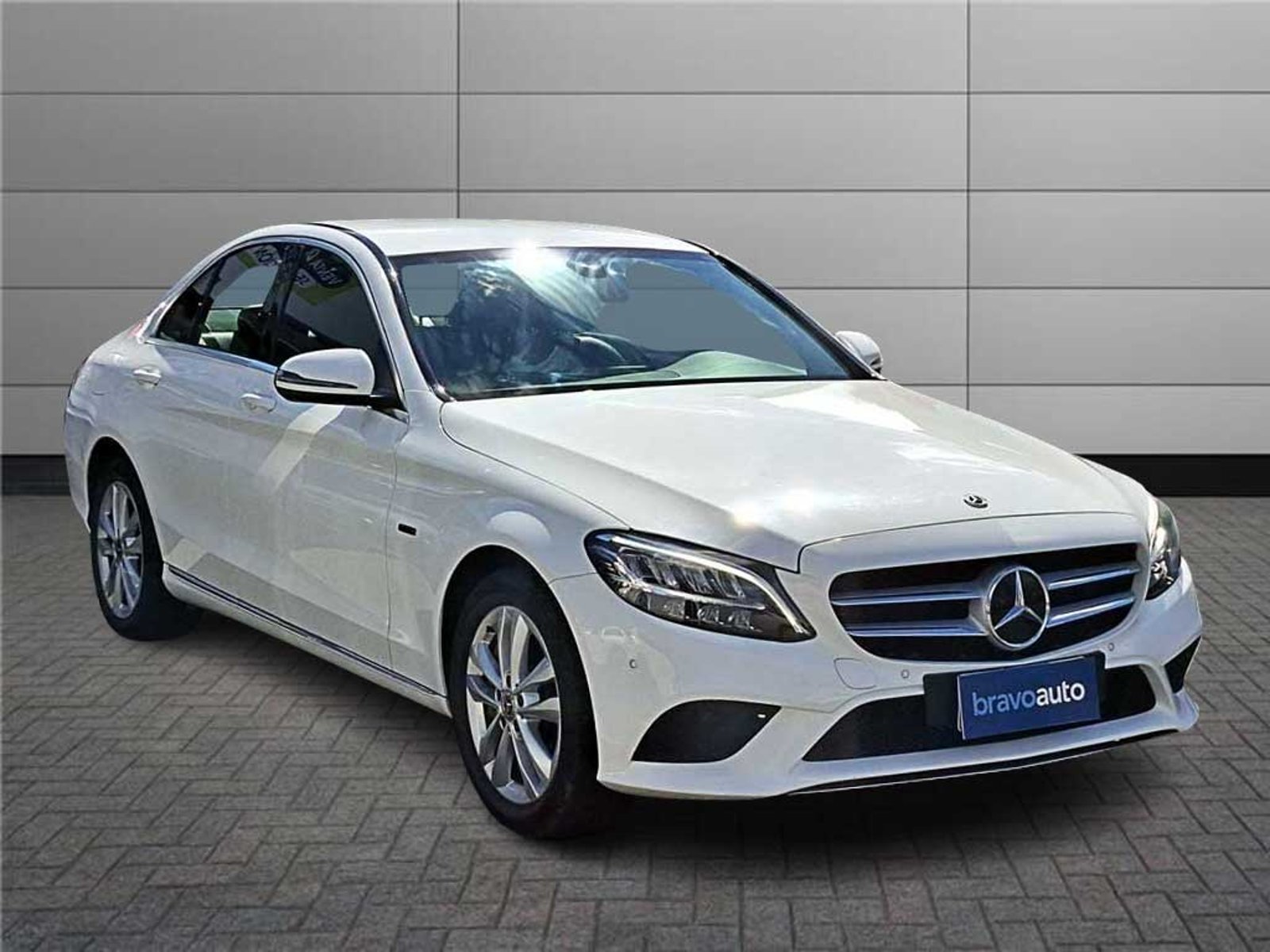 Mercedes-Benz C 300 C 300E 2.0 AT 2021 - Foto 3 de 20