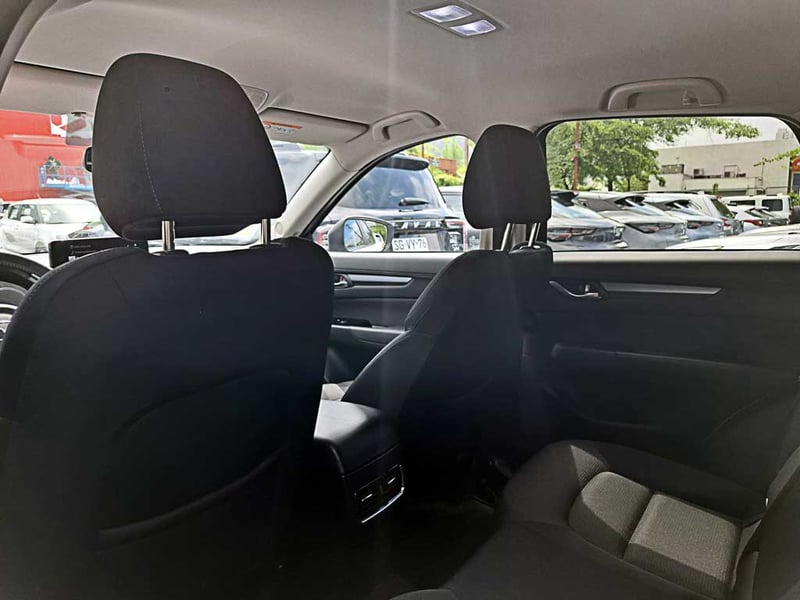 Mazda CX-5 2.0 CORE AT 2024 - Imagen 13 de 19