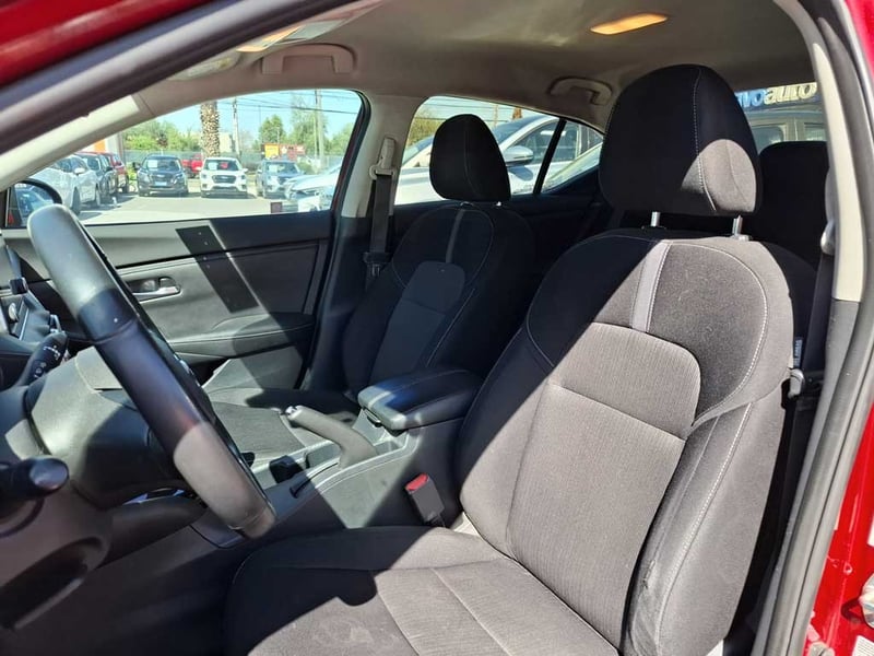 Nissan SENTRA 2.0 ADVANCE MT 2022 - Imagen 14 de 20