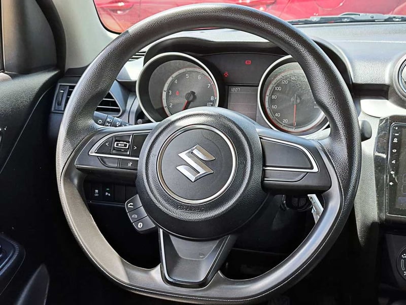 Suzuki SWIFT 1.2 GL MT 2024 - Imagen 15 de 20
