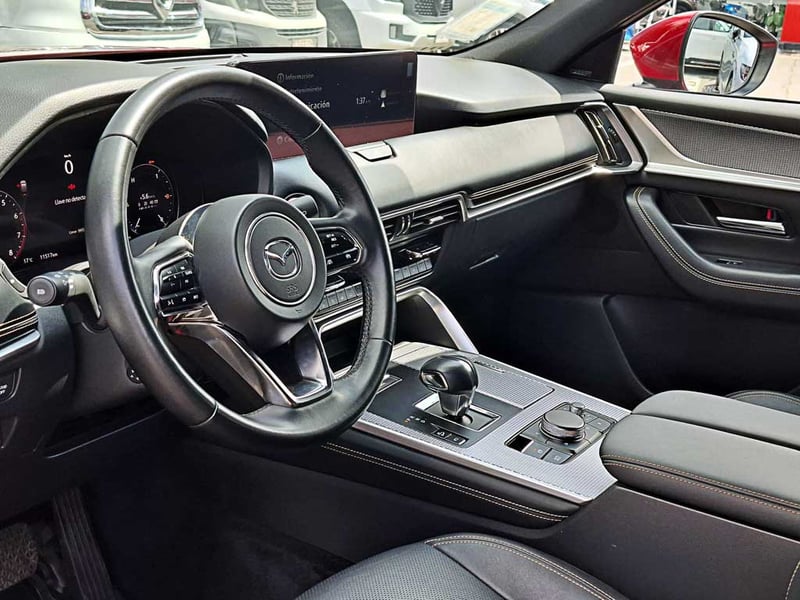 Mazda CX-90 3.3 SIGNATURE AT 4X4 HIBRIDO 2025 - Imagen 13 de 20