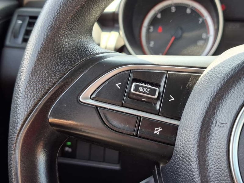 Suzuki SWIFT 1.2 GL MT 2024 - Imagen 16 de 20