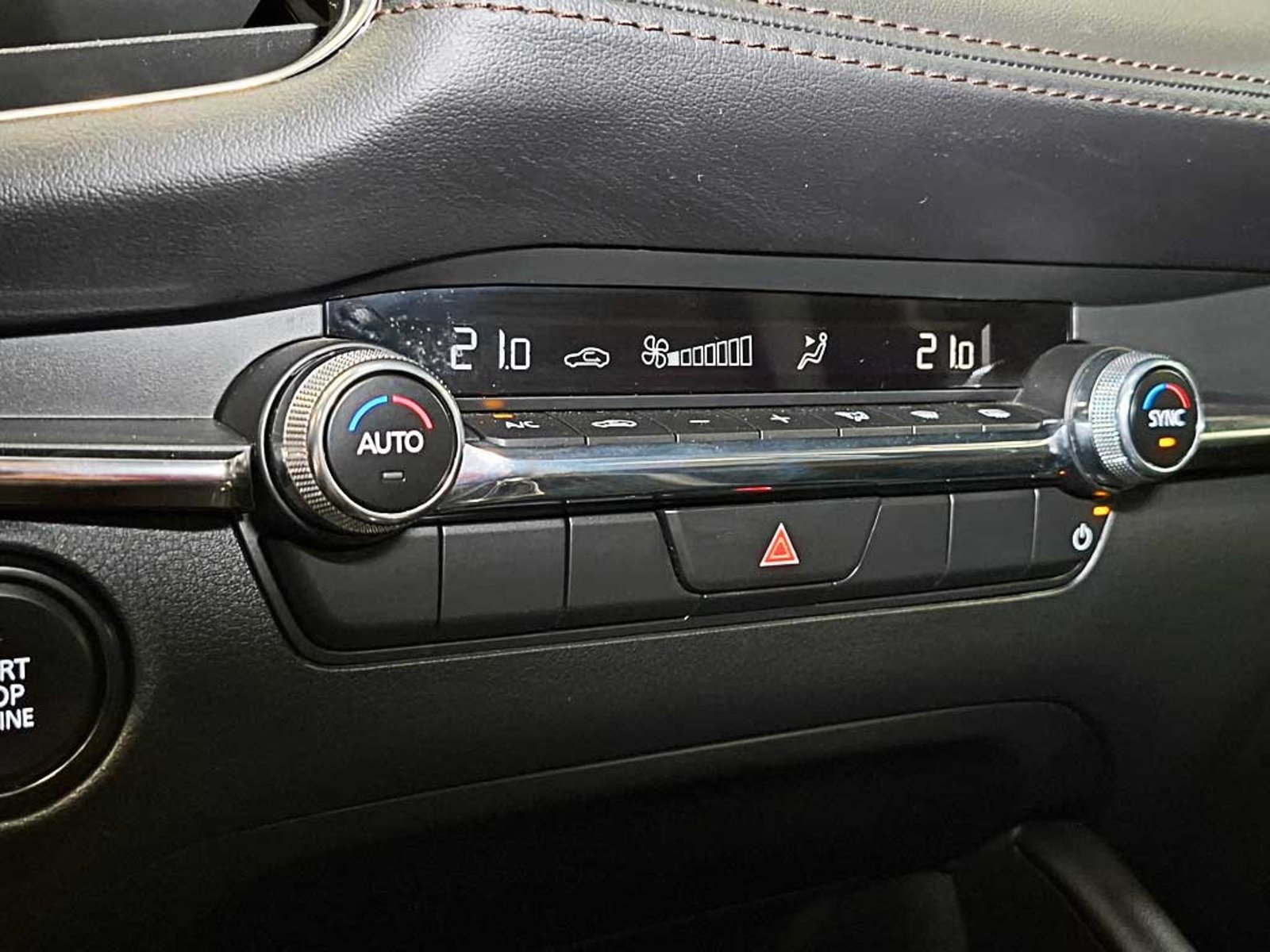 MAZDA 3 SPORT (IN) 2.0 SPORT CORE MT 2025 - Imagen 19 de 20