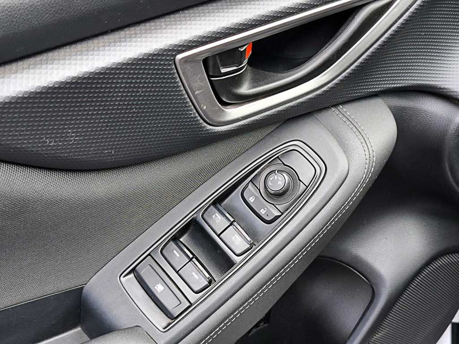 Subaru FORESTER 2.0 X AT 4X4 2024 - Imagen 15 de 20