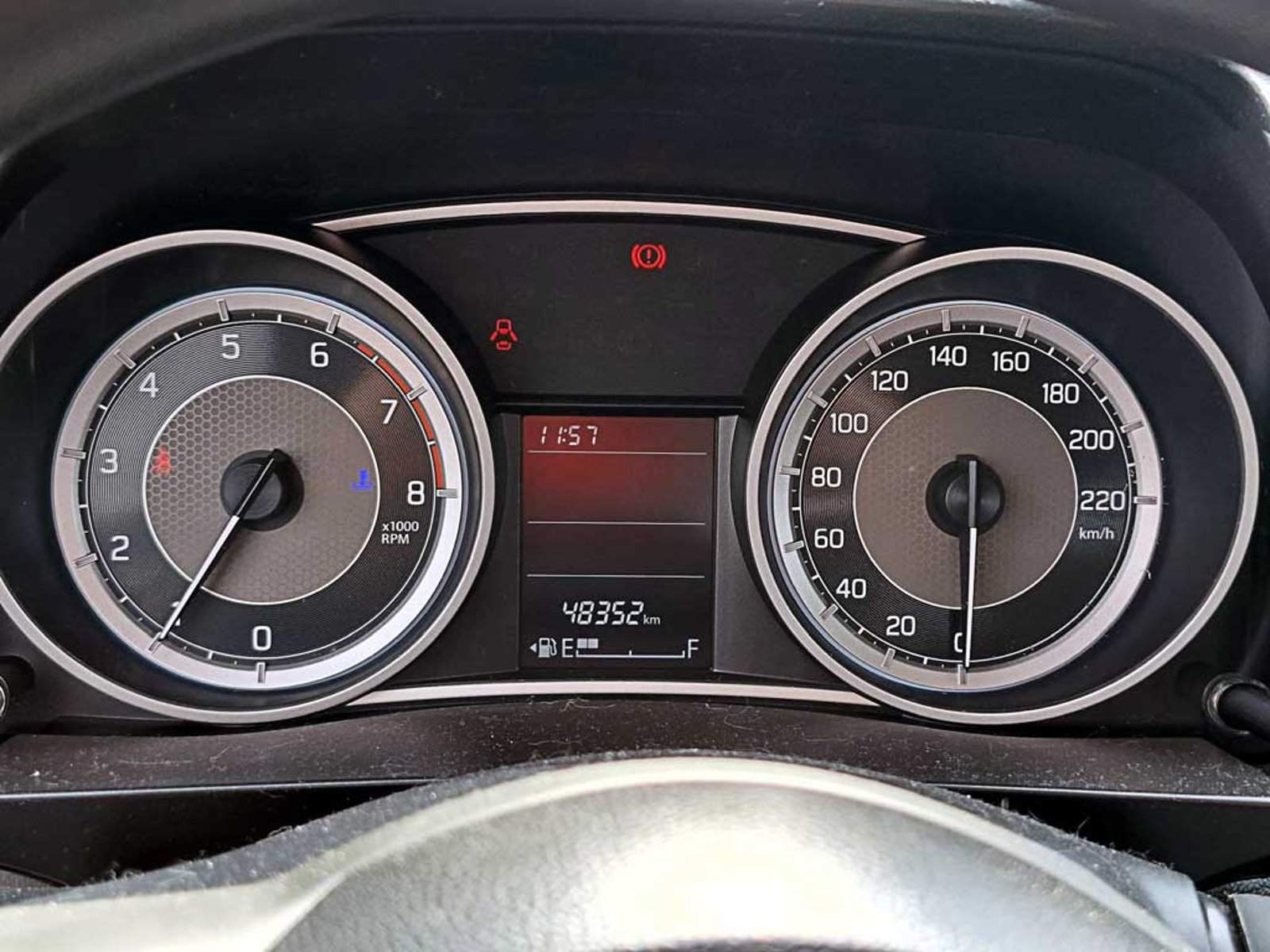 Suzuki DZIRE 1.2 GL MT 2023 - Imagen 10 de 18