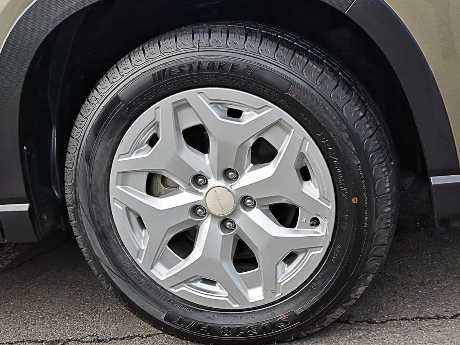 Subaru FORESTER 2.0 X AT 4X4 2024 - Imagen 8 de 20