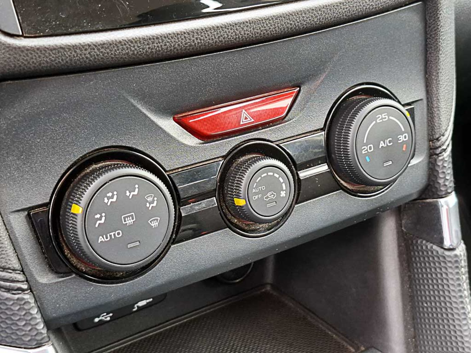 Subaru FORESTER 2.0 X AT 4X4 2024 - Imagen 19 de 20