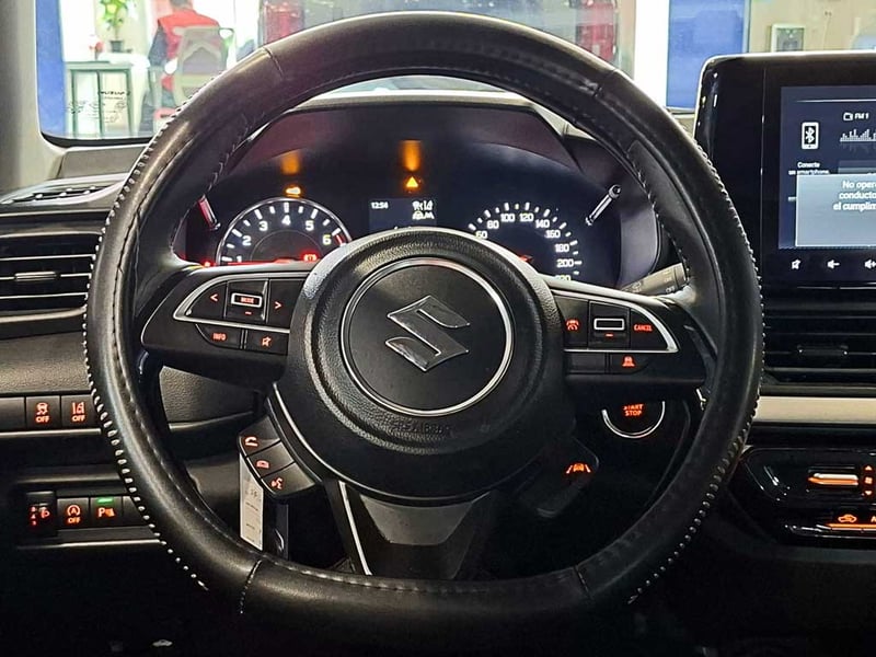 Suzuki SWIFT 1.2 GLX MT HIBRIDO 2026 - Imagen 15 de 20