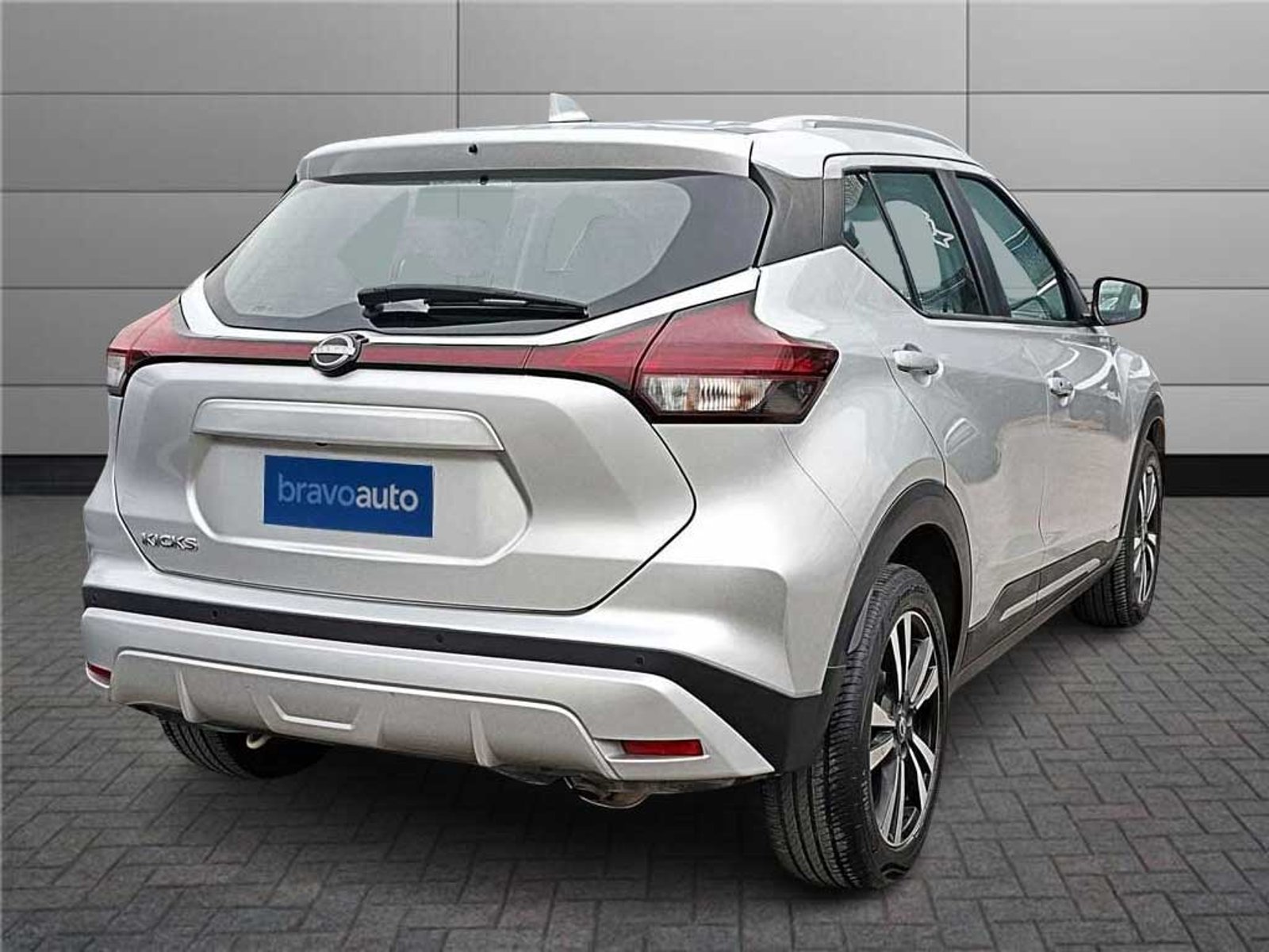 Nissan KICKS 1.6 SENSE MT 2023 - Imagen 4 de 20