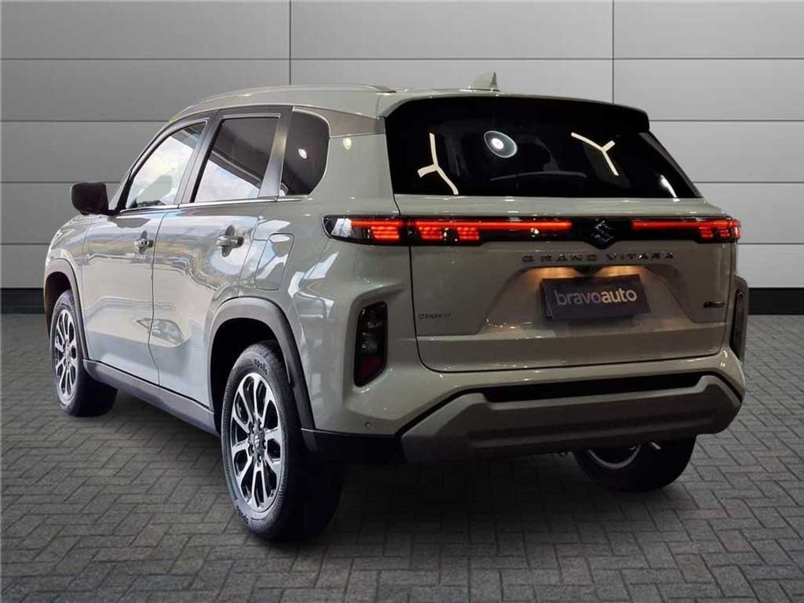 Suzuki GRAND VITARA 1.5 GLX AT 4X2 HIBRIDO 2026 - Foto 2 de 20