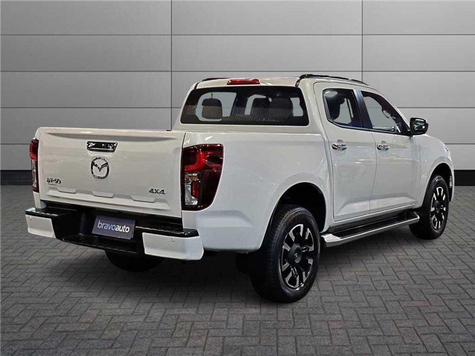 MAZDA BT-50 (IN) 3.0 DC HIGH PLUS AT 4X4 DIESEL 2026 - Foto 4 de 20