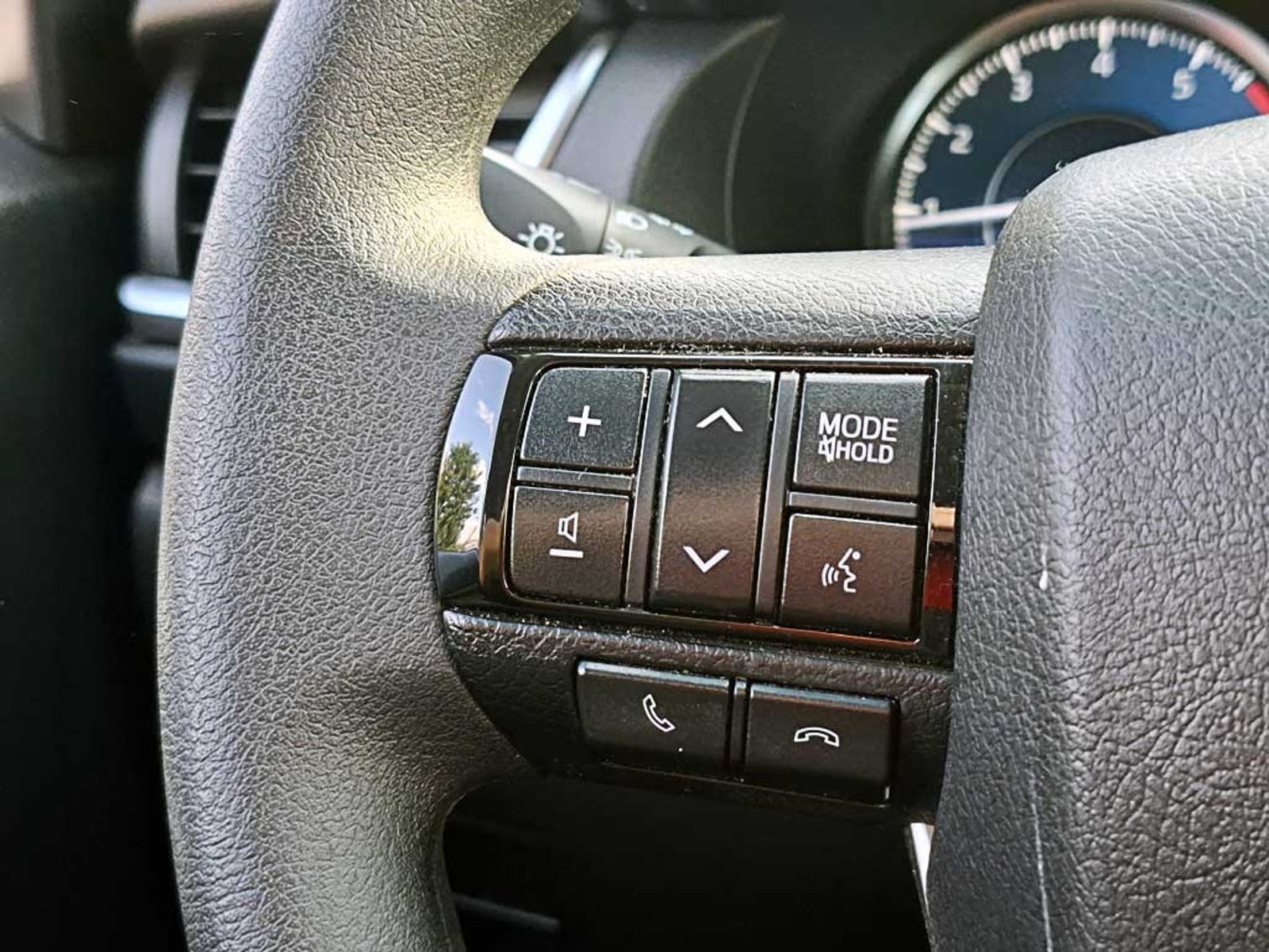 Toyota FORTUNER 2.7 SR5 AT 2025 - Imagen 17 de 20