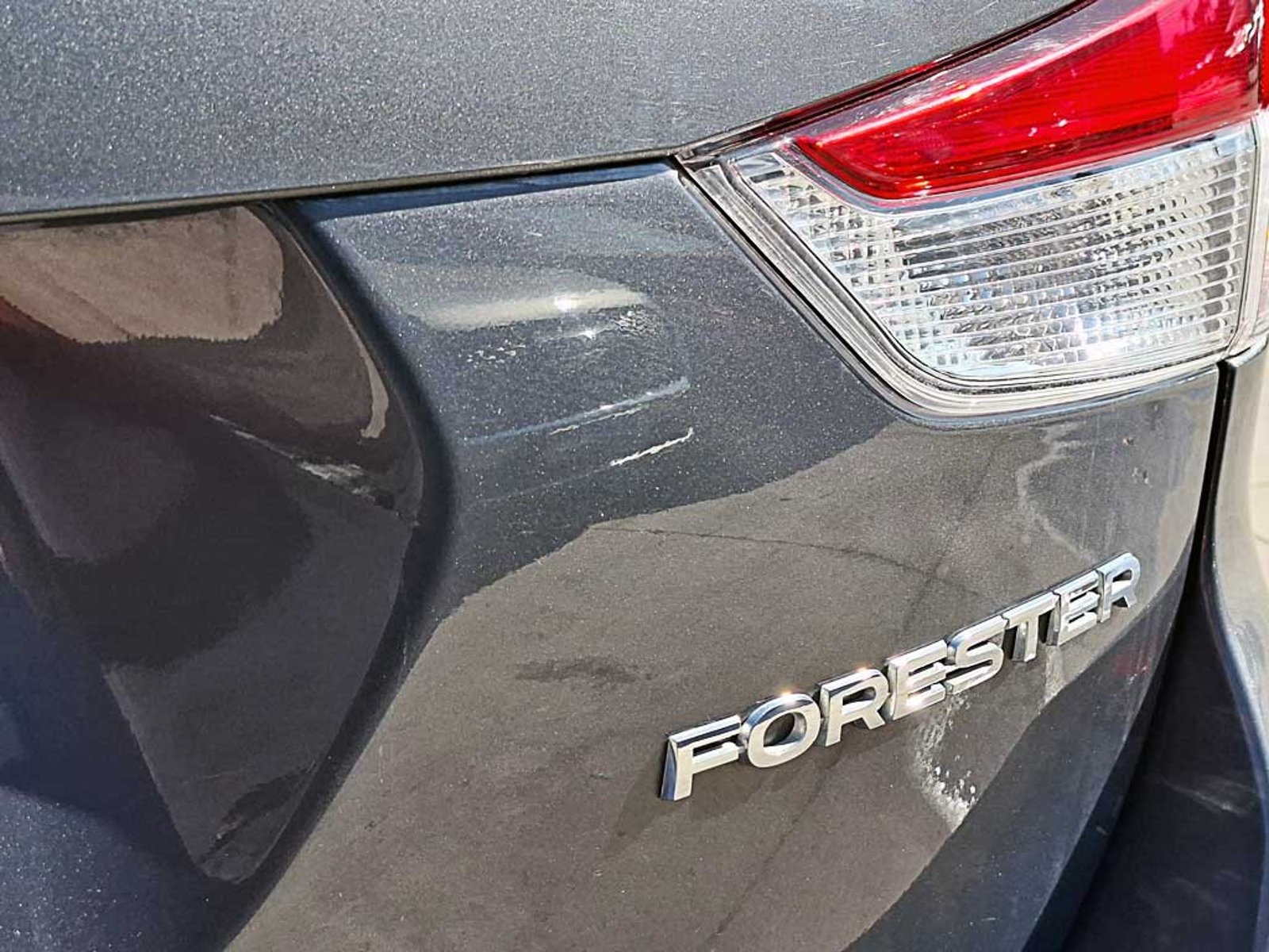 Subaru FORESTER 2.0 X AT 4X4 2024 - Imagen 10 de 20
