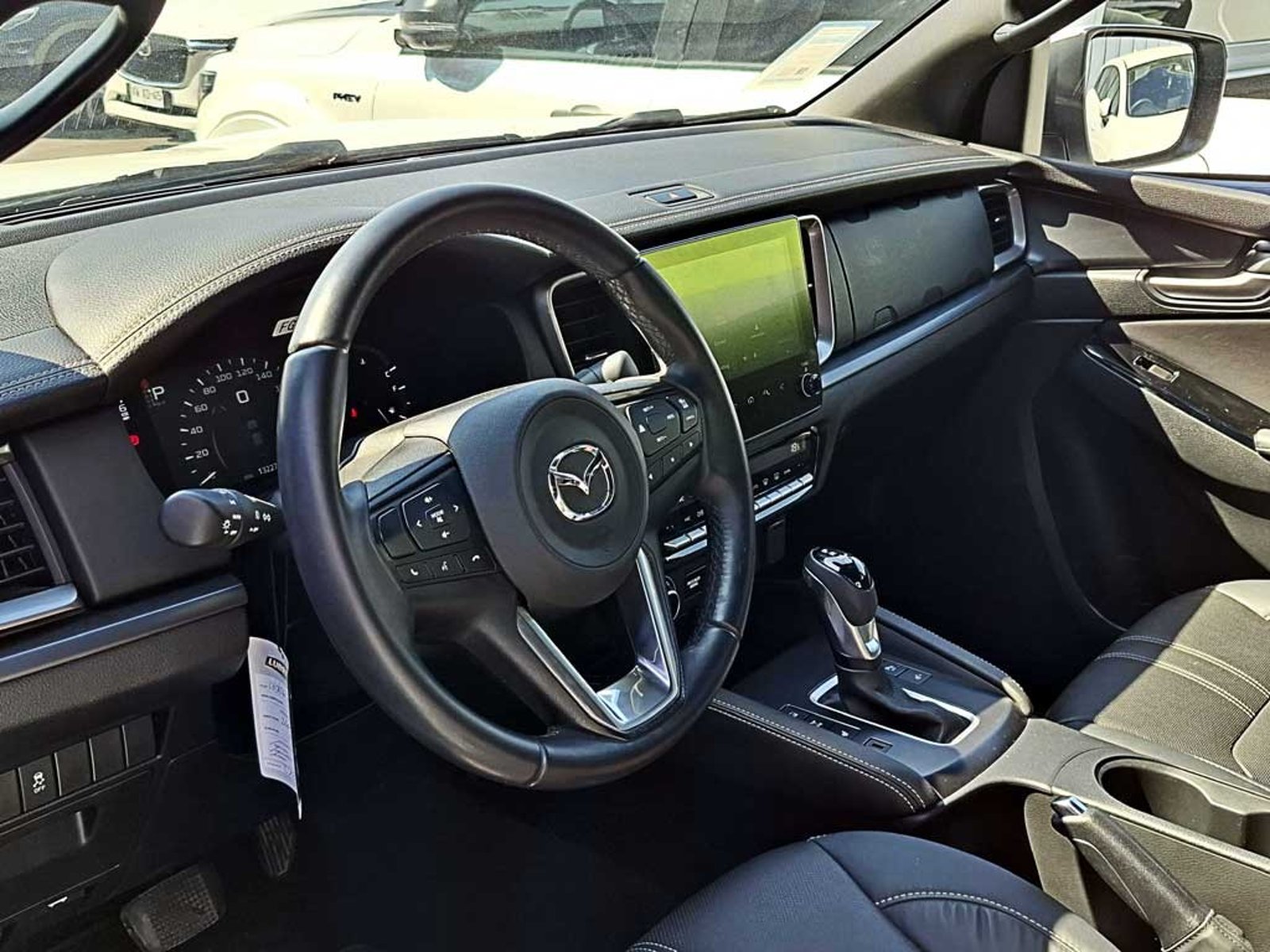 Mazda BT-50 3.0 DC HIGH PLUS AT 4X4 DIESEL 2025 - Imagen 13 de 20