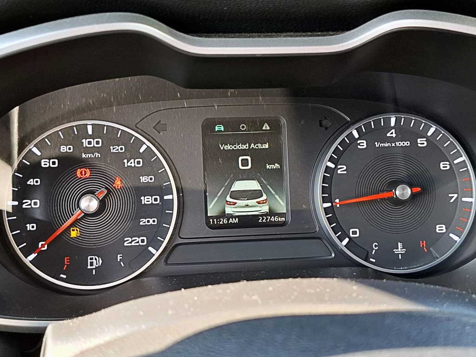 MG ZX 1.5 COM MT 2023 - Imagen 12 de 20