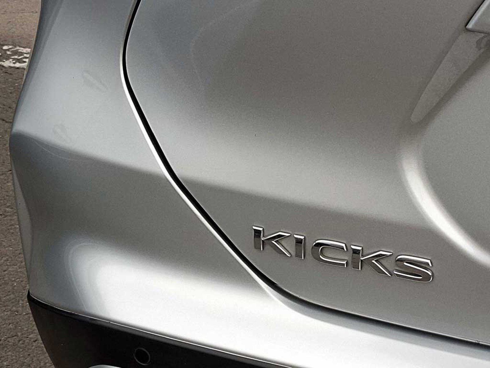Nissan KICKS 1.6 SENSE MT 2023 - Imagen 9 de 20