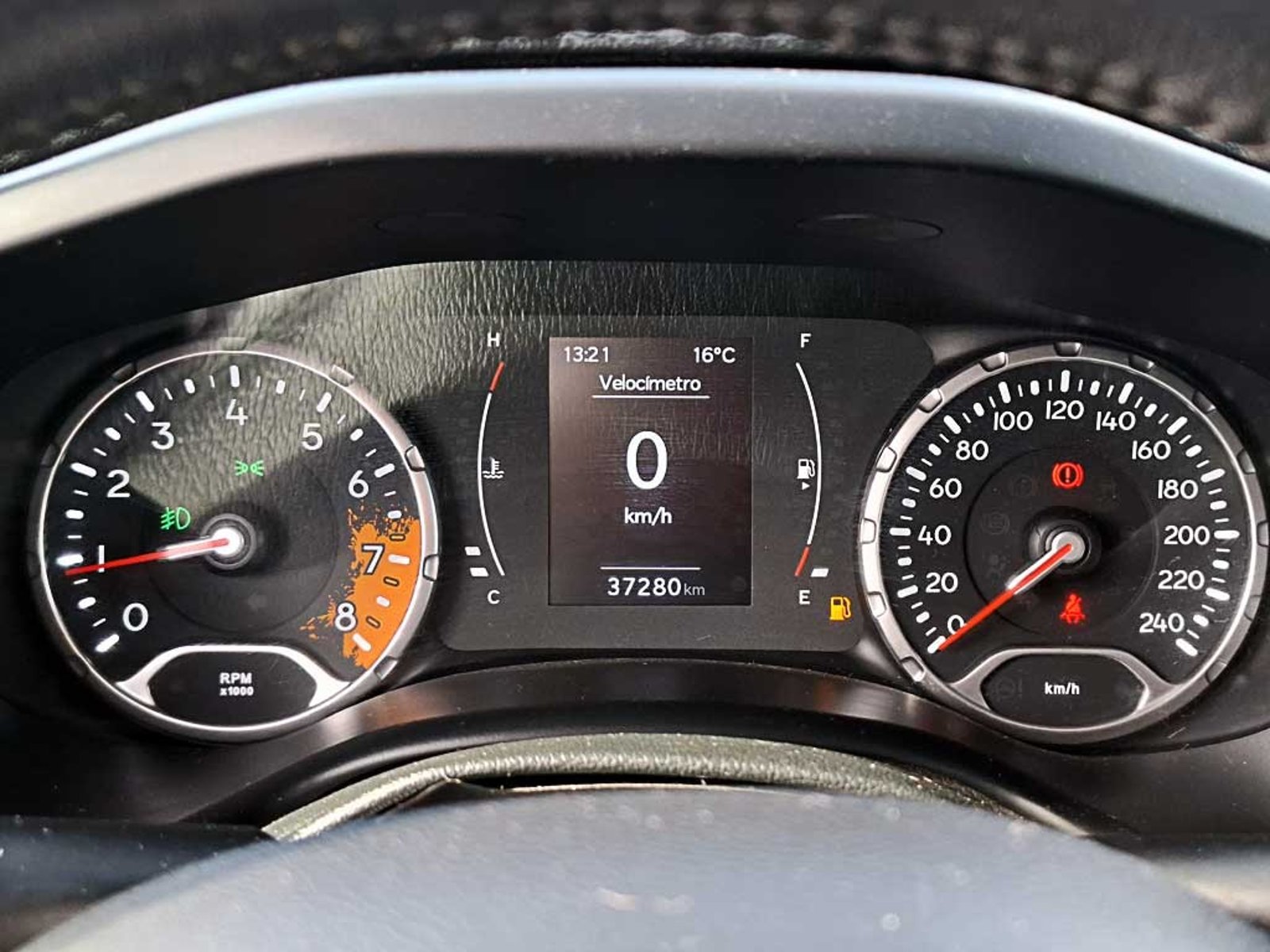 JEEP RENEGADE (IN) 1.8 SPORT LX MT 2022 - Imagen 17 de 20