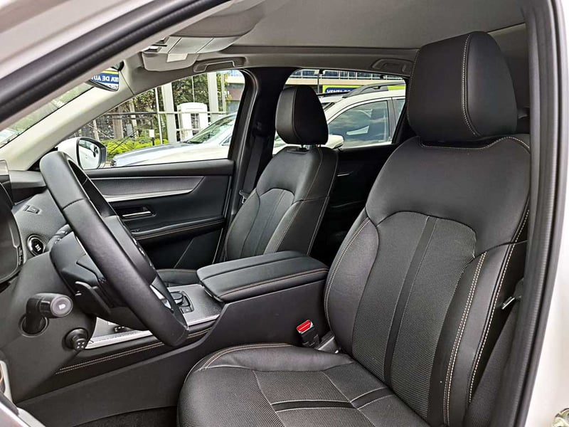 Mazda CX-90 3.3 PREMIUM MILD AT 4X4 HIBRIDO 2025 - Imagen 15 de 20