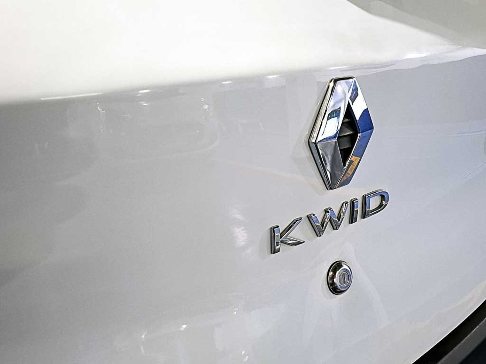 RENAULT KWID (IN) 1.0 HB ZEN MT 2024 - Imagen 9 de 19