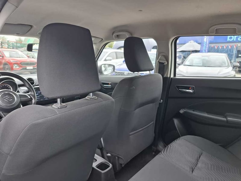 Suzuki SWIFT 1.2 GL MT 2024 - Imagen 14 de 19