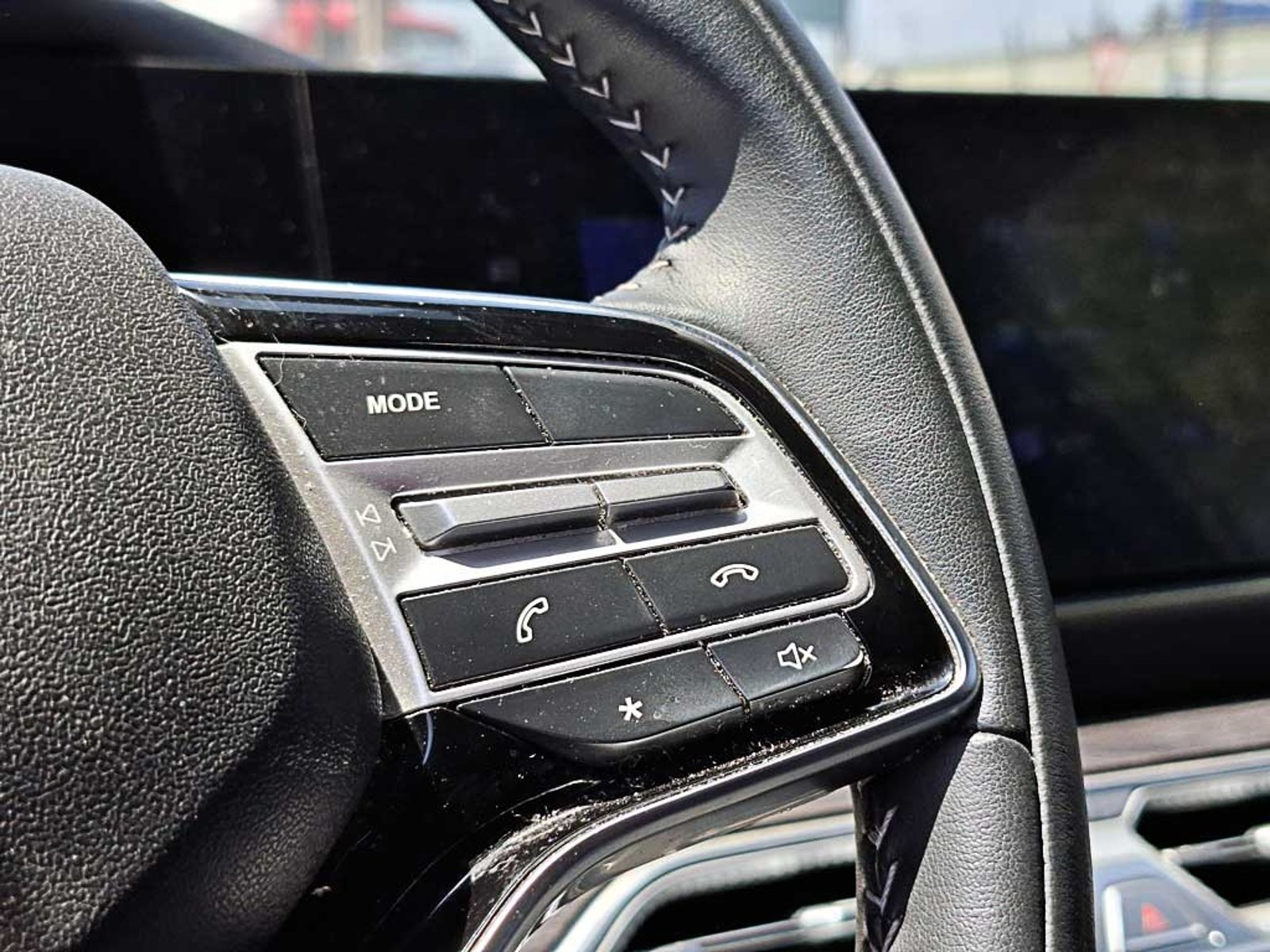DFSK SUV 600 (IN) 1.5 T LUXURY AT 2024 - Imagen 17 de 20