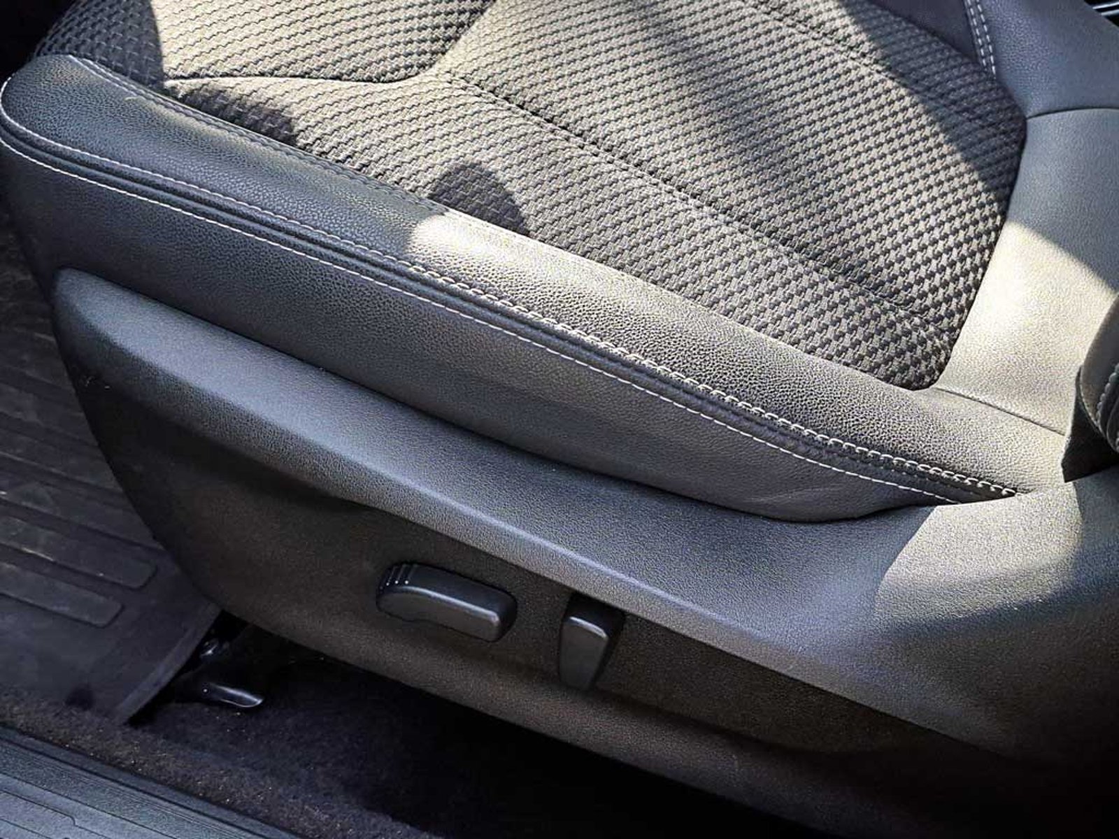 Subaru FORESTER 2.0i AWD CVT XS 2024 - Imagen 16 de 20