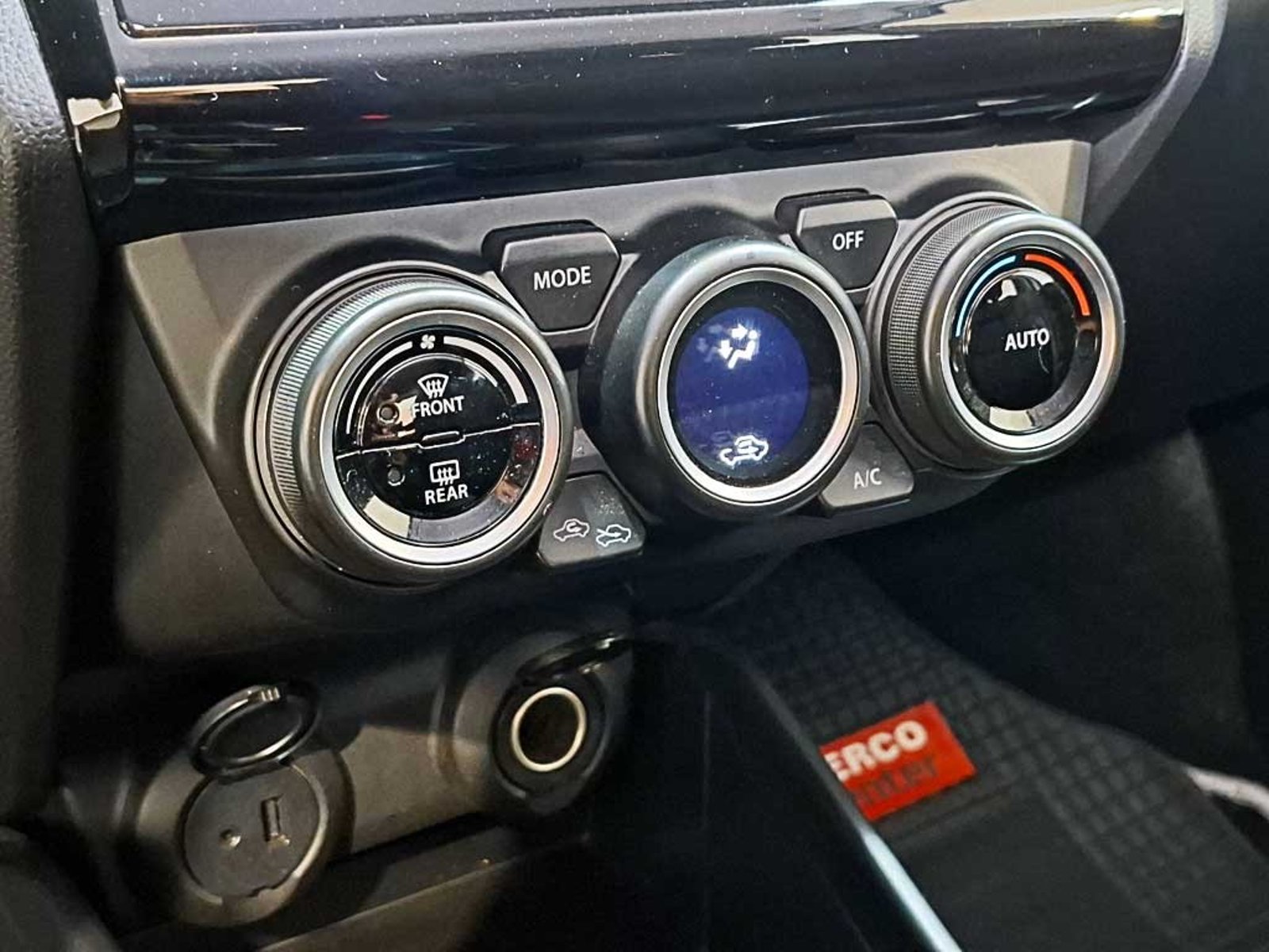 SUZUKI SWIFT 1.2 GLX PLUS AT 2023 - Imagen 20 de 20