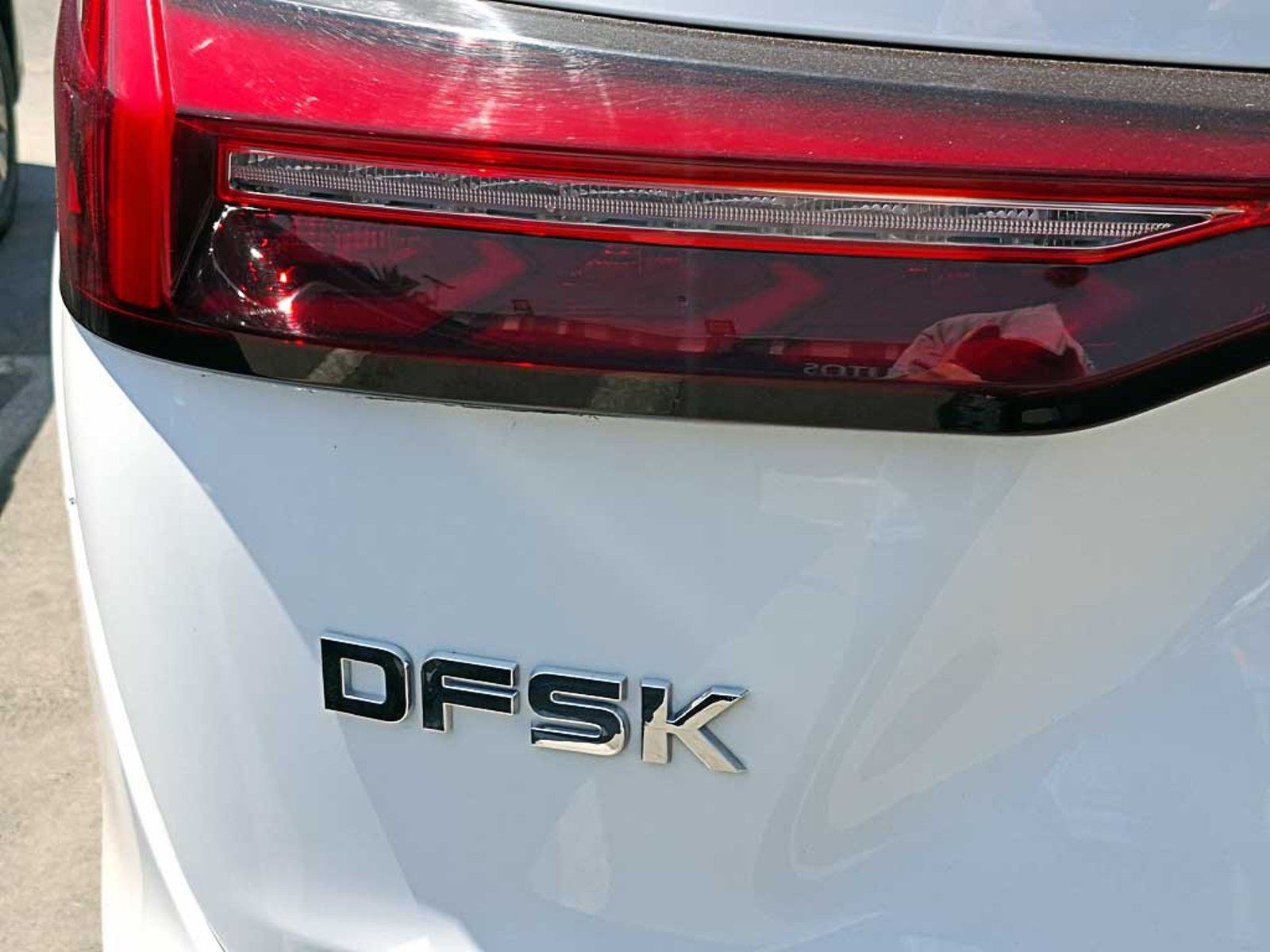 DFSK SUV 600 (IN) 1.5 T LUXURY AT 2024 - Imagen 9 de 20
