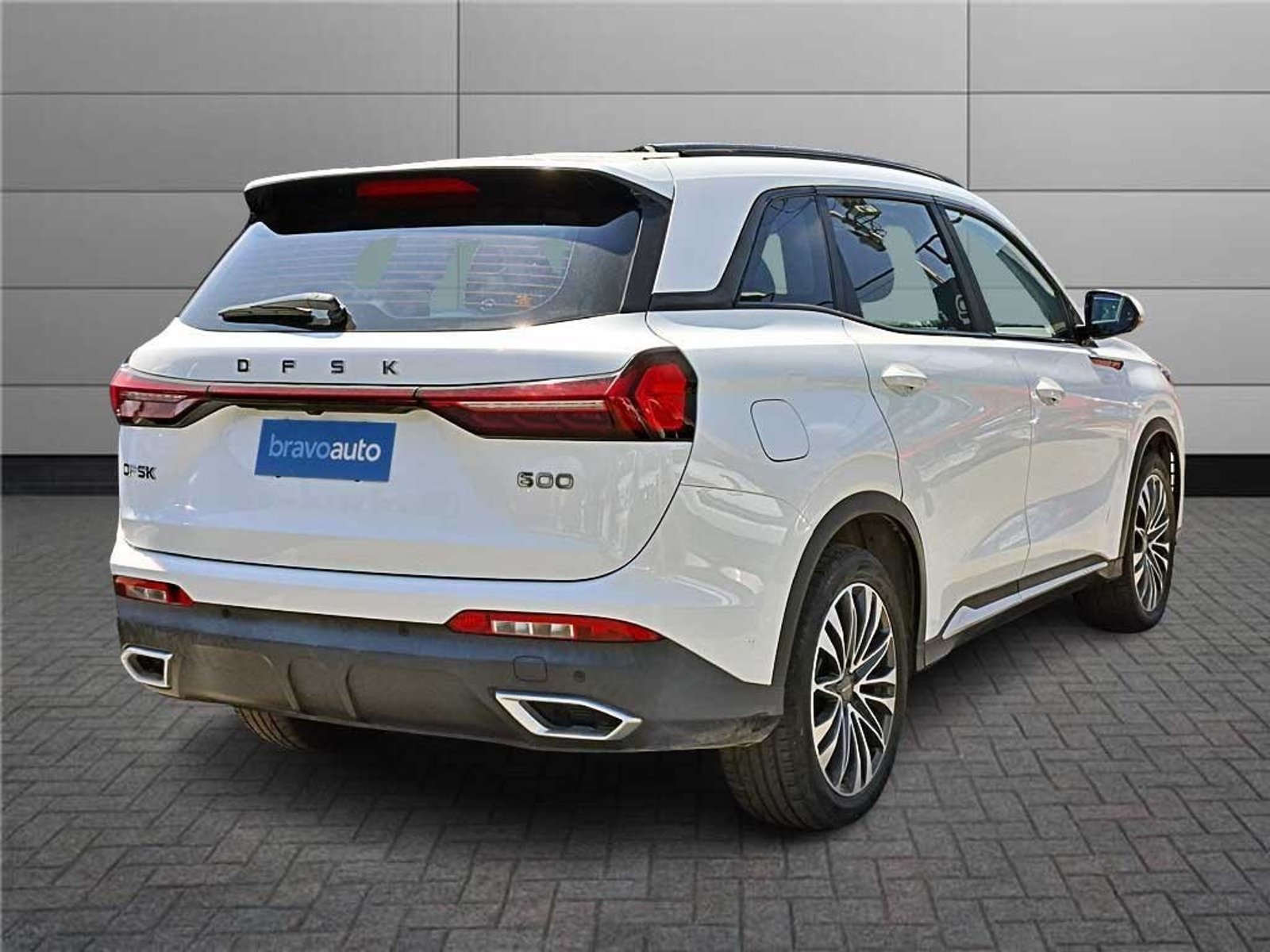DFSK SUV 600 (IN) 1.5 T LUXURY AT 2024 - Foto 4 de 20