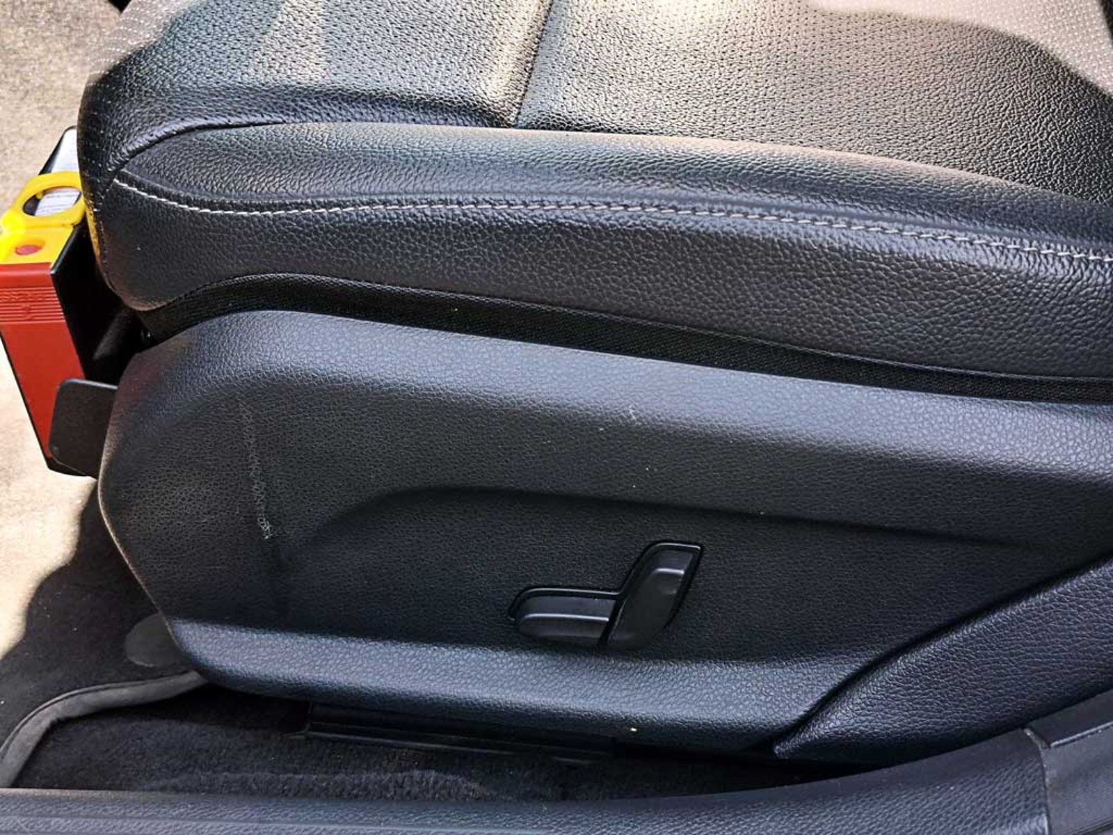 Mercedes-Benz C 300 C 300E 2.0 AT 2021 - Imagen 12 de 20