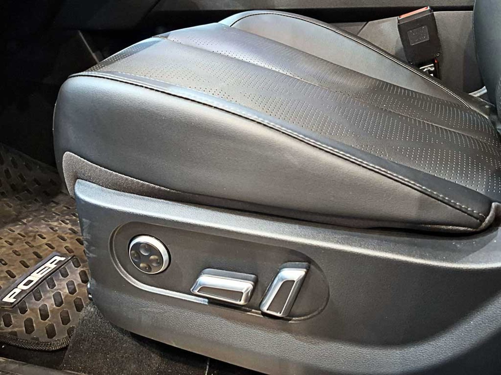 Great Wall POER P500 2.0 4X4 AT 2026 - Imagen 13 de 20
