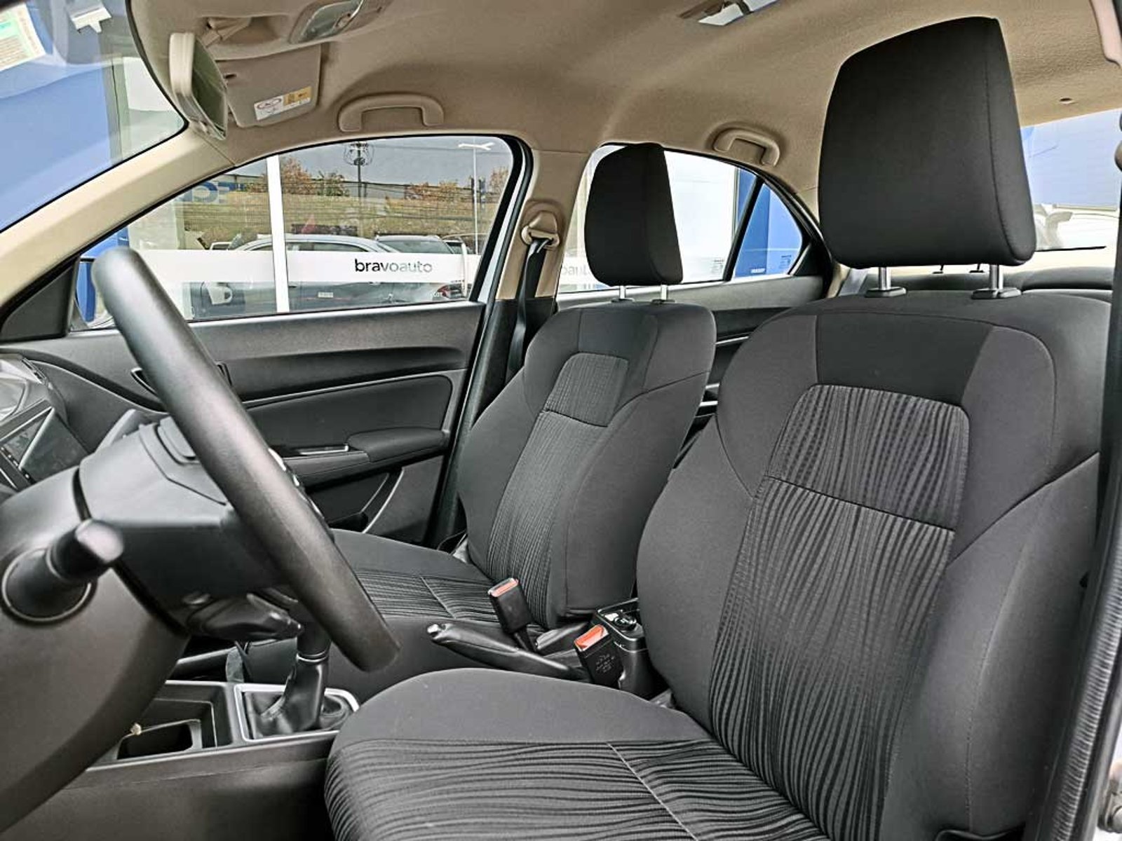 SUZUKI DZIRE (IN) 1.2 GL MT 2024 - Imagen 12 de 19