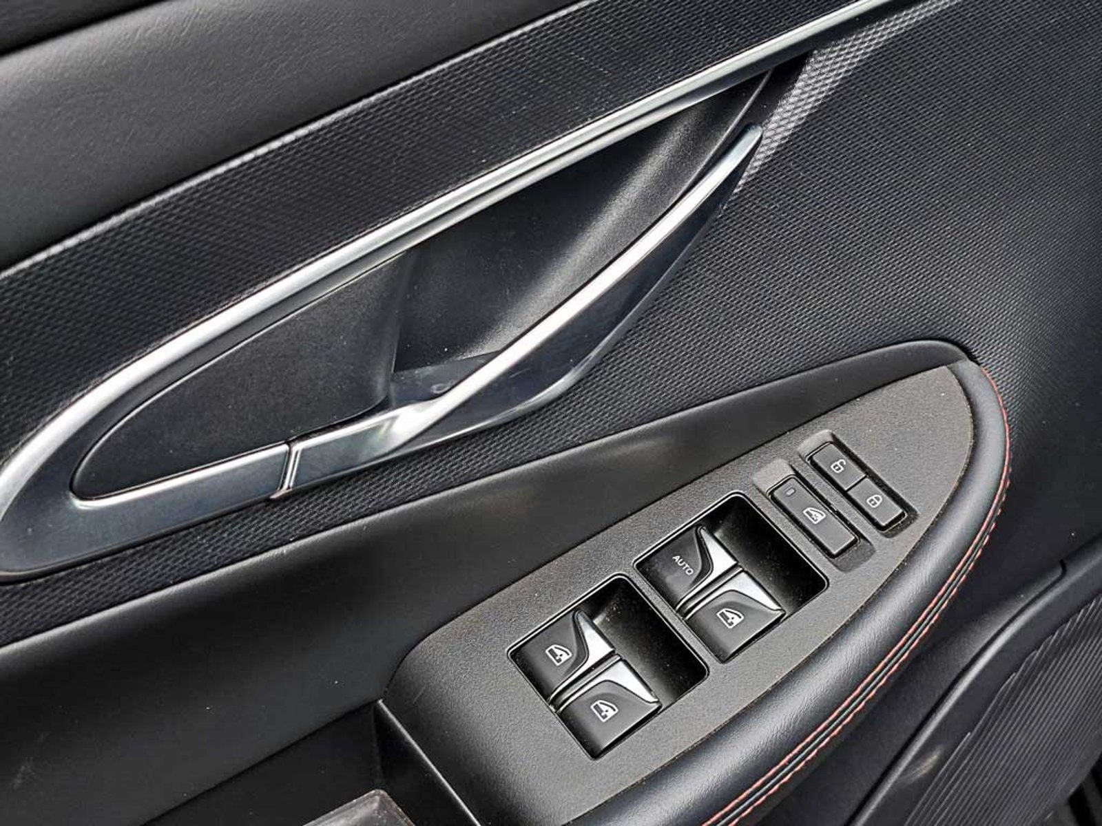 Changan UNI-T 1.5 LUXURY AT 2024 - Imagen 14 de 20
